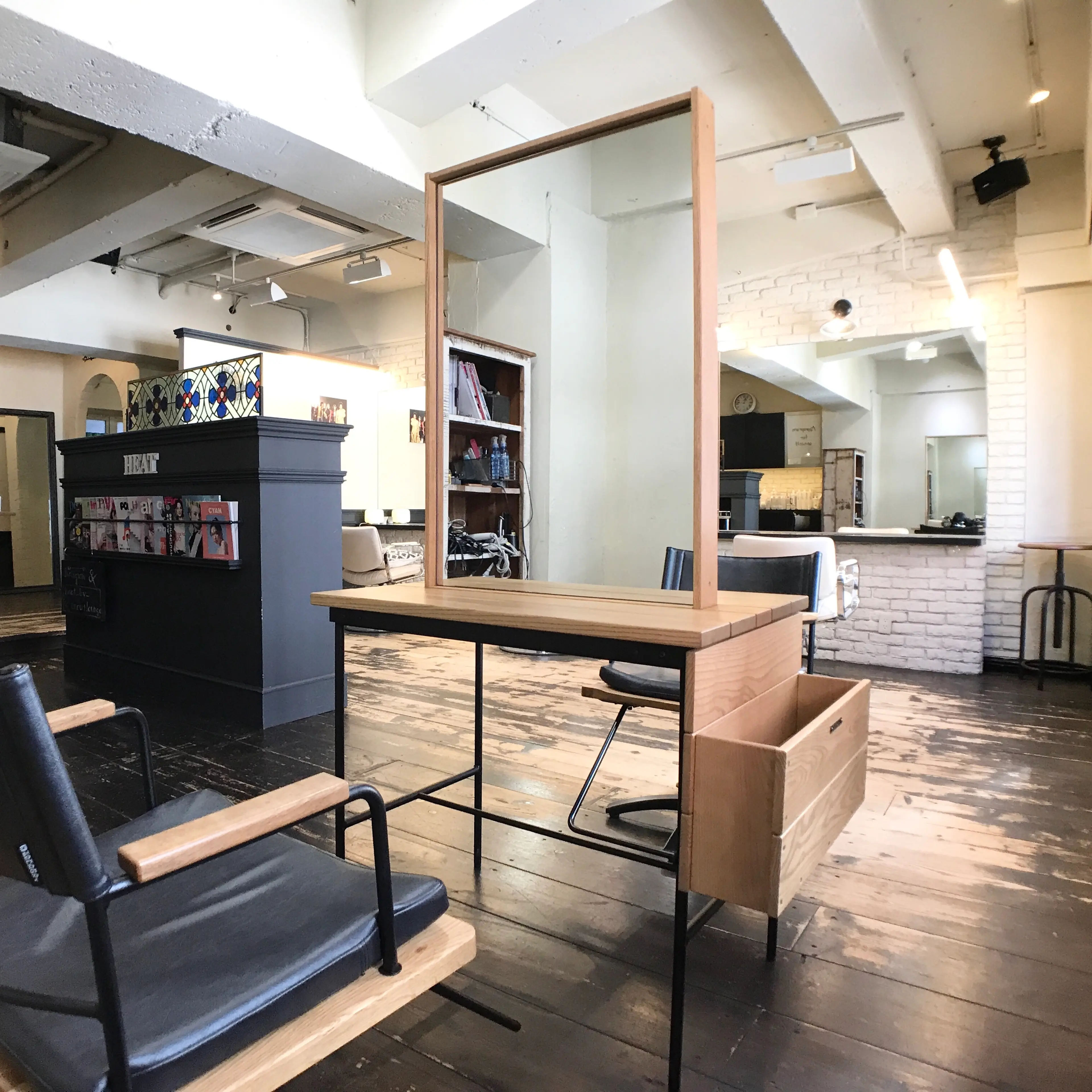 HEAT by UNCUT & LOUNGEの内観・外観1