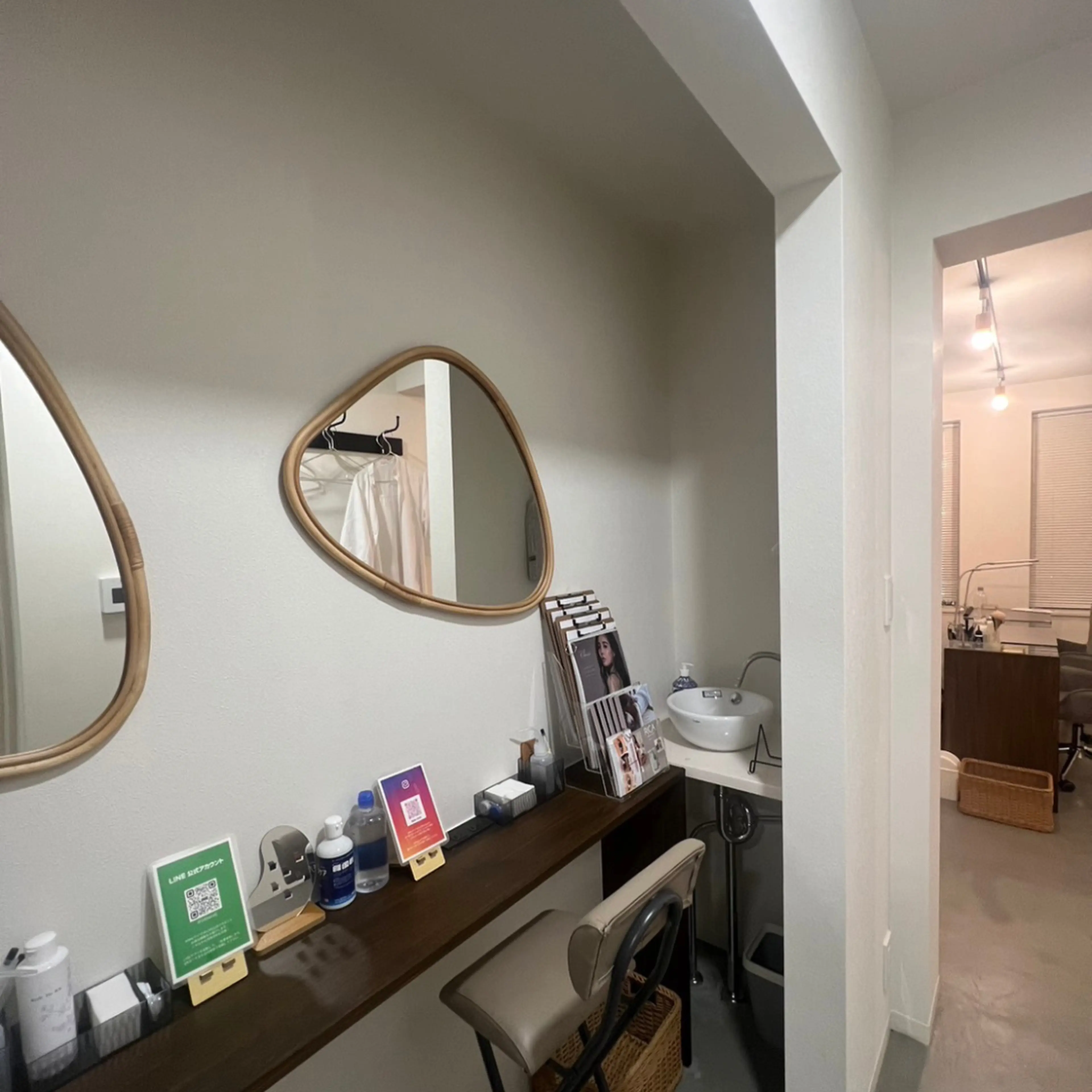 AIMAの内観・外観1