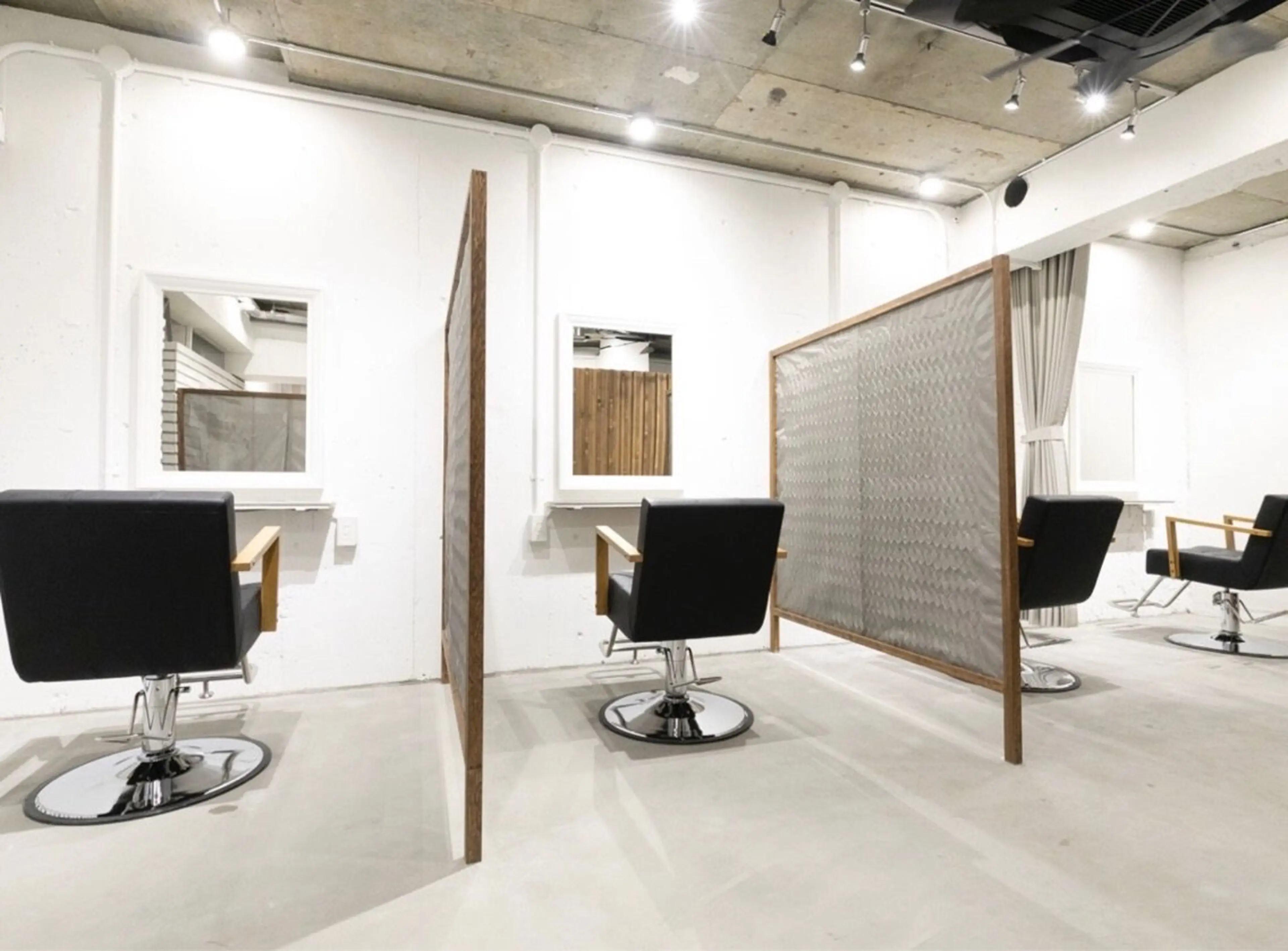 relylizの内観・外観1