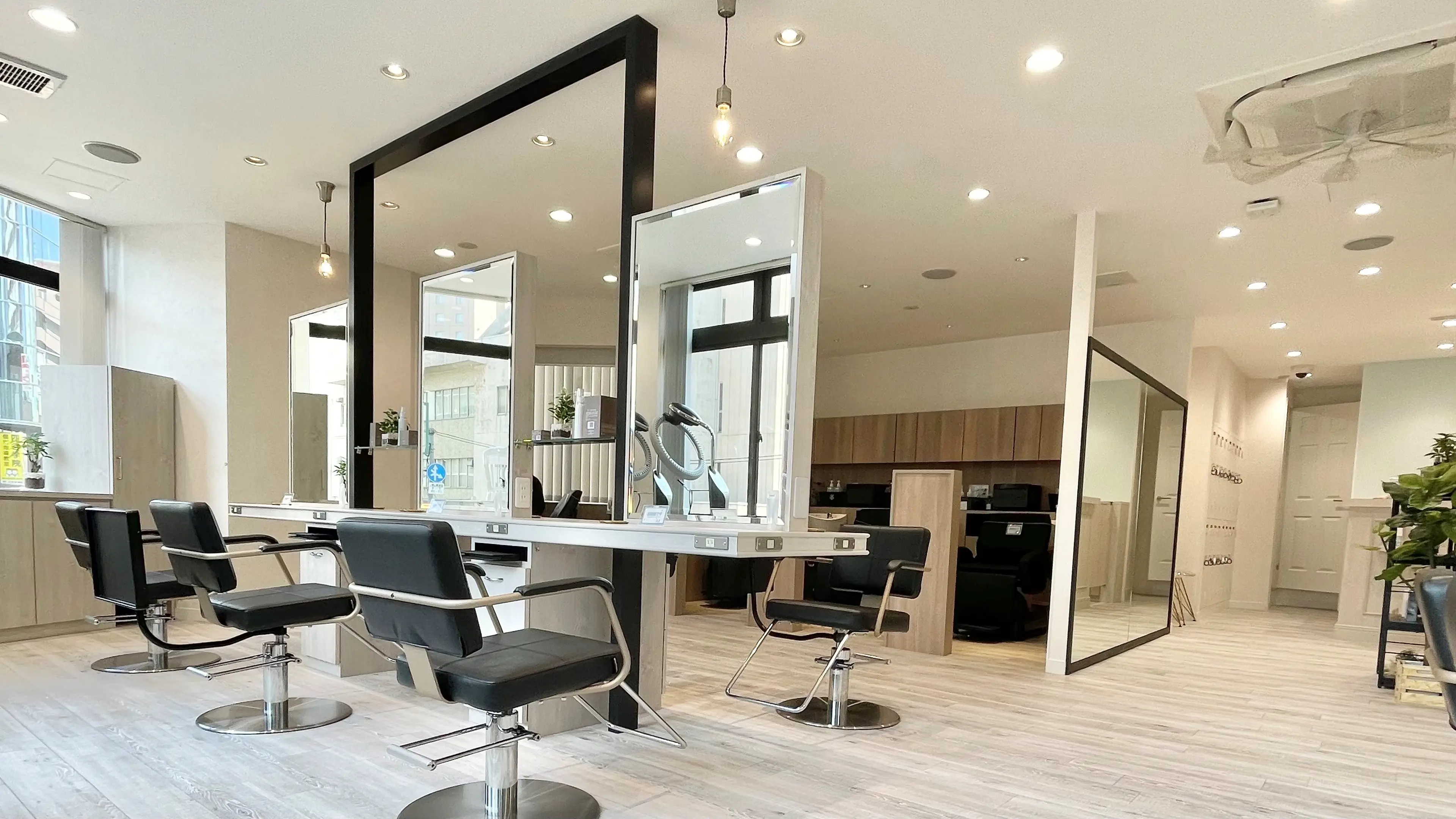 Ash 八王子店の内観・外観3