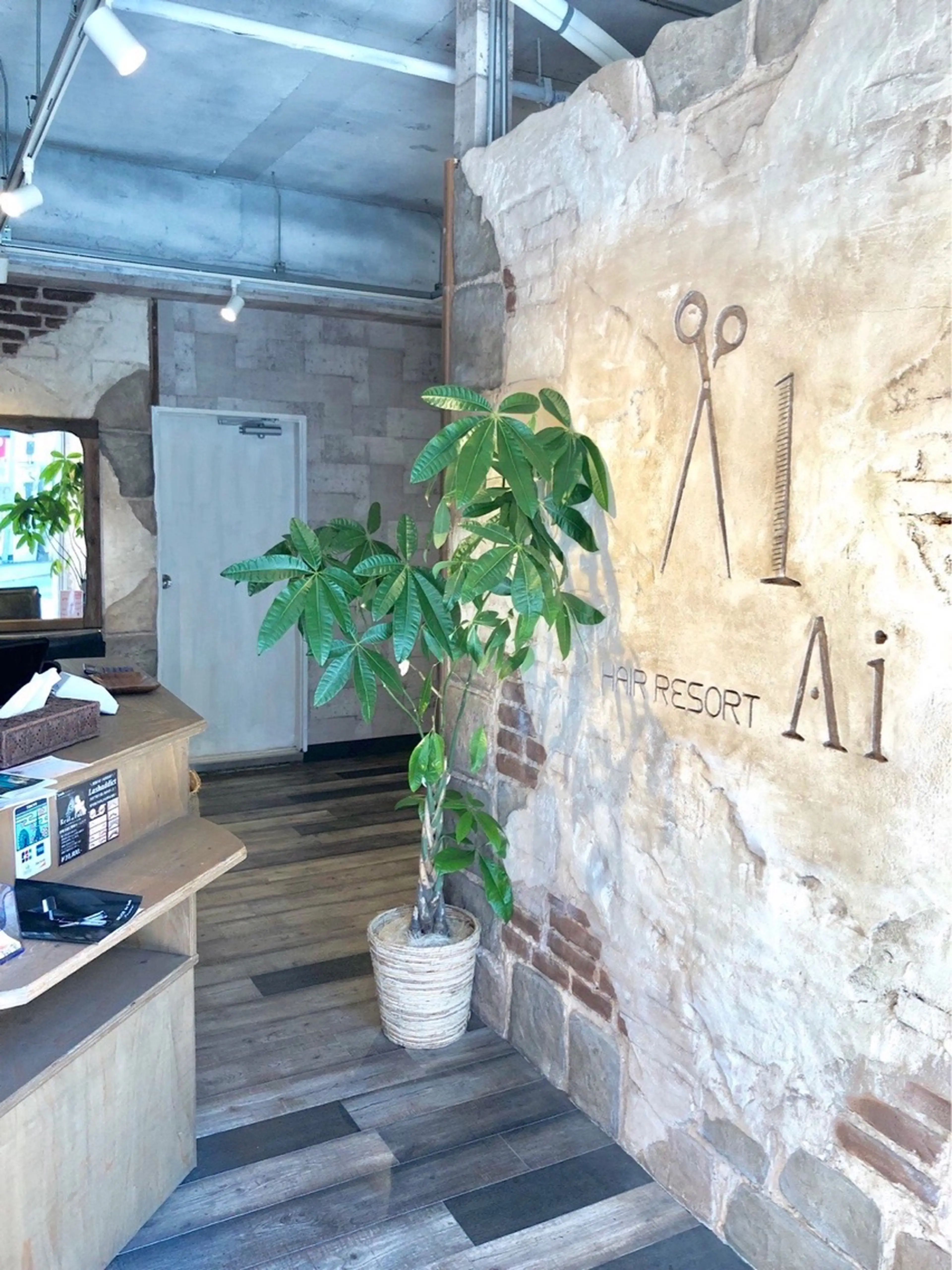 眉毛専門店Ai Quickの内観・外観3