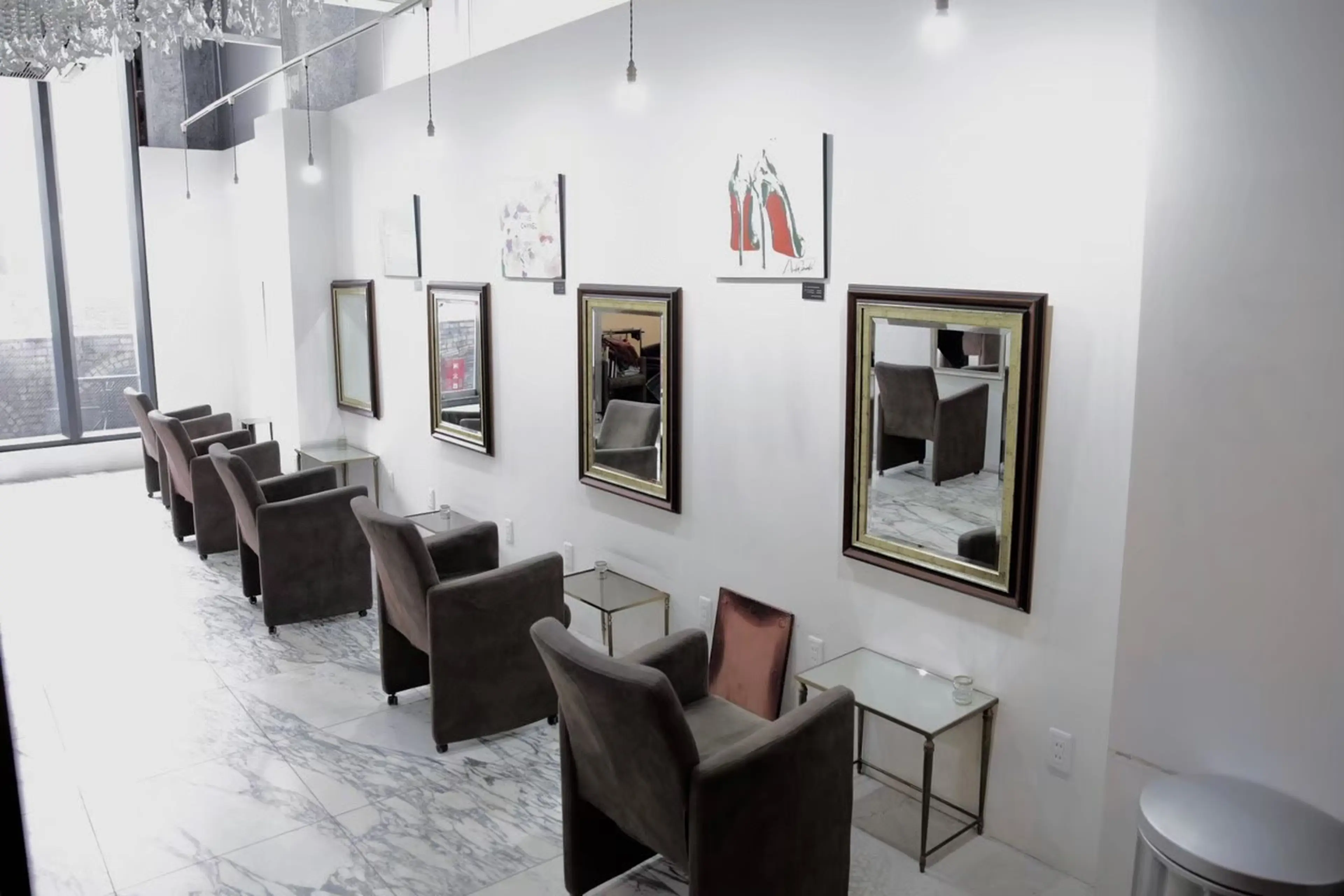 NINEの内観・外観3