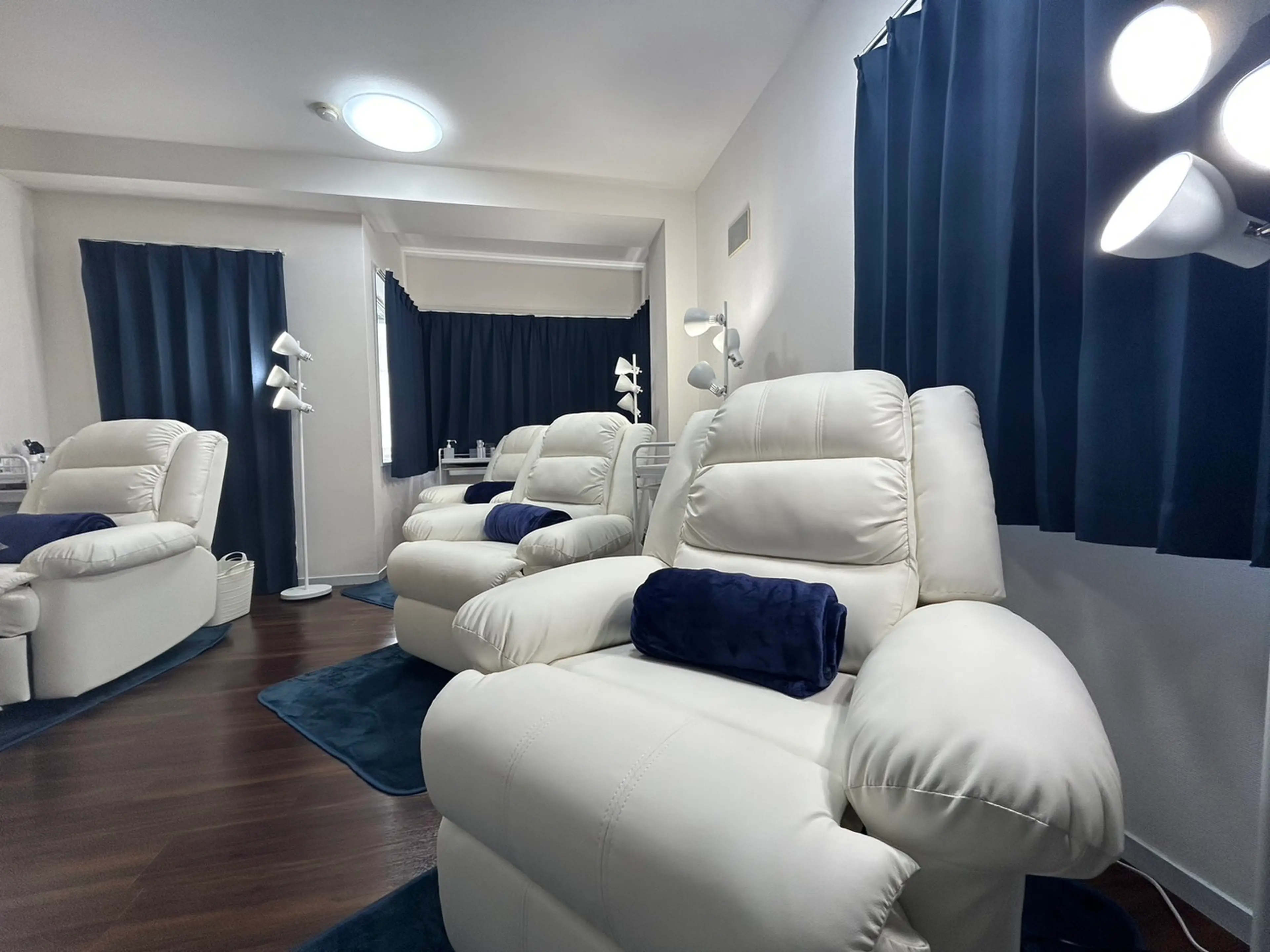 by MARIE TERESIA 新大久保の内観・外観1