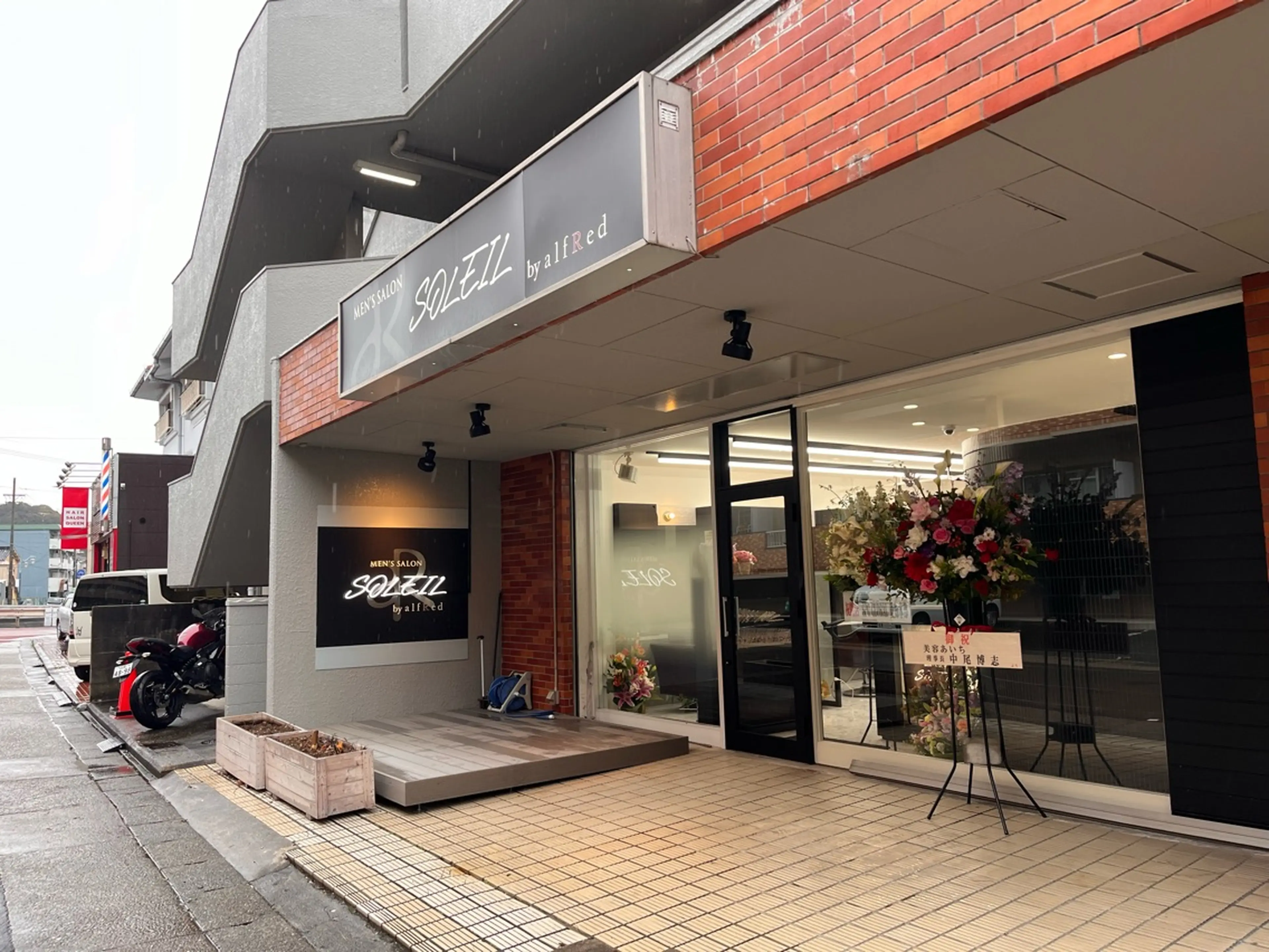 MEN'S SALON SOLEIL by alfRedの内観・外観2