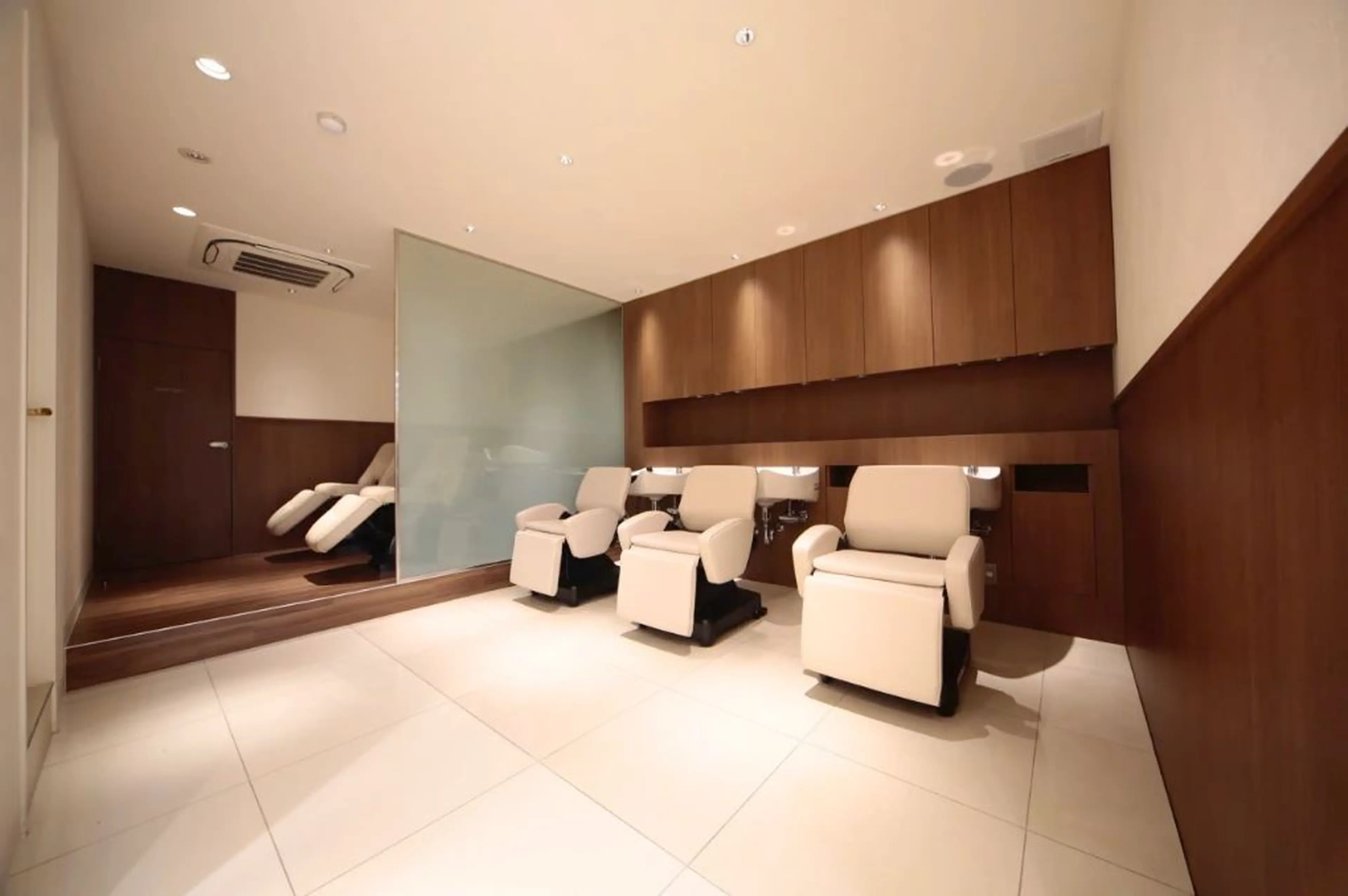 Ash 北千住店の内観・外観3