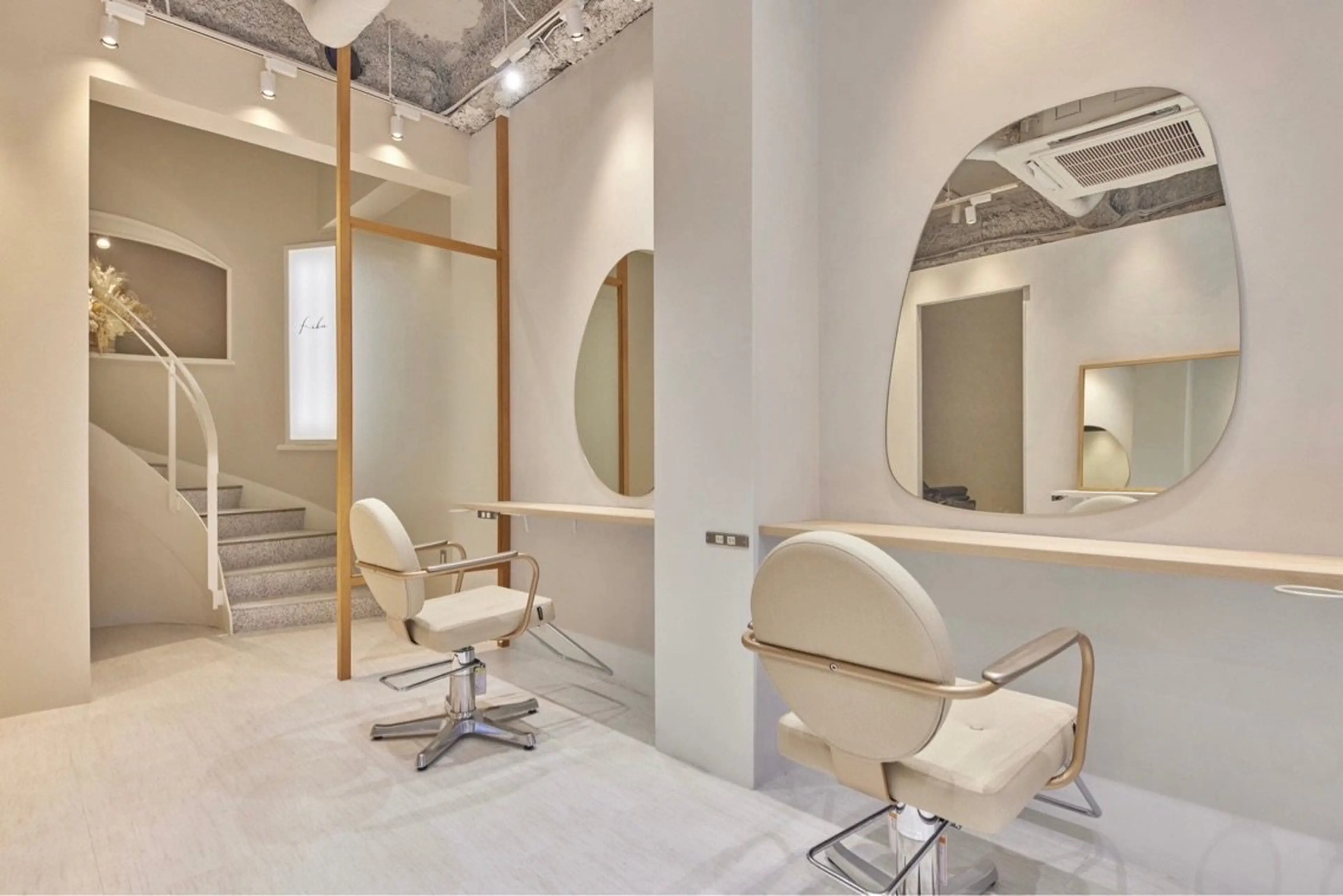 fikaの内観・外観2