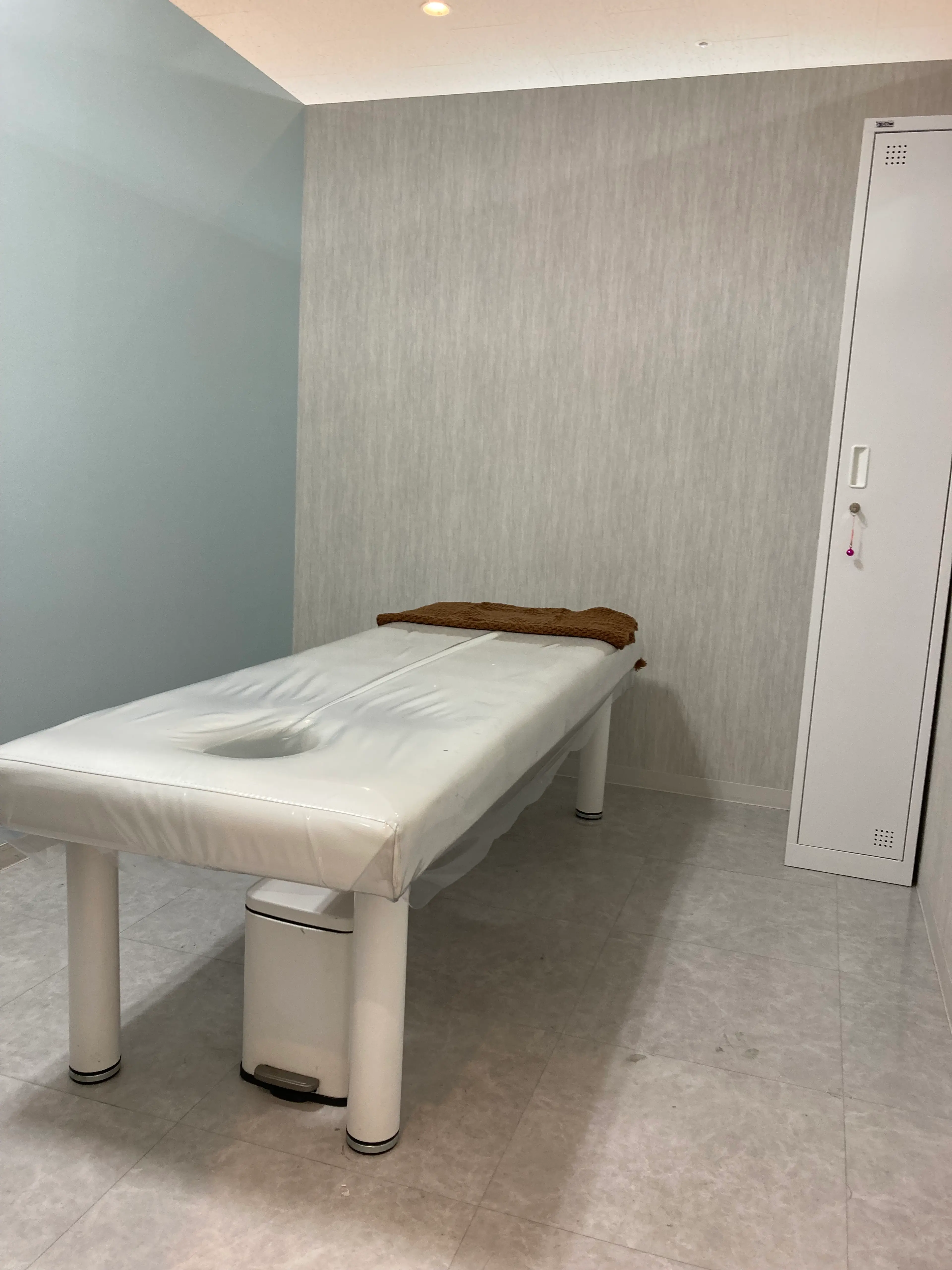 眉毛の王様札幌店の内観・外観2