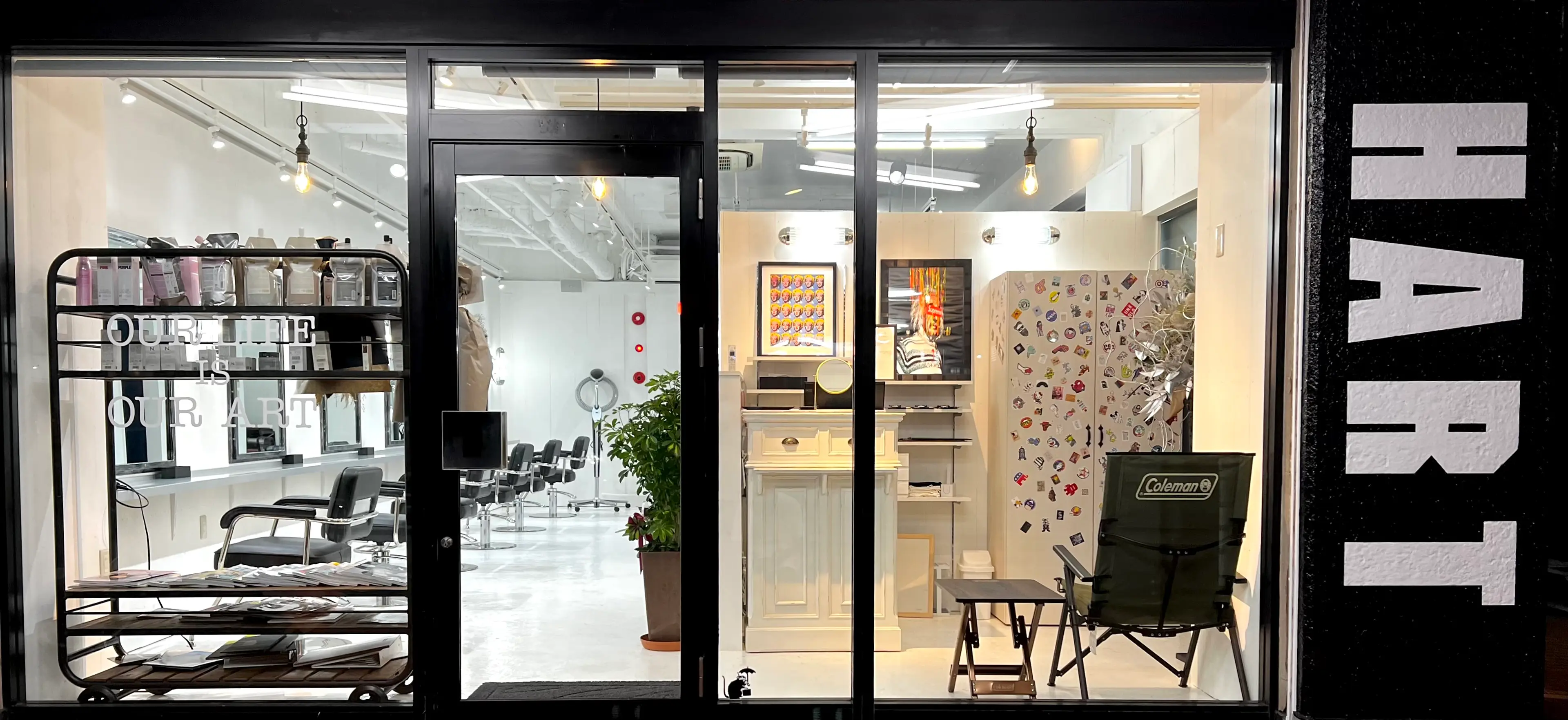 HARTの内観・外観1