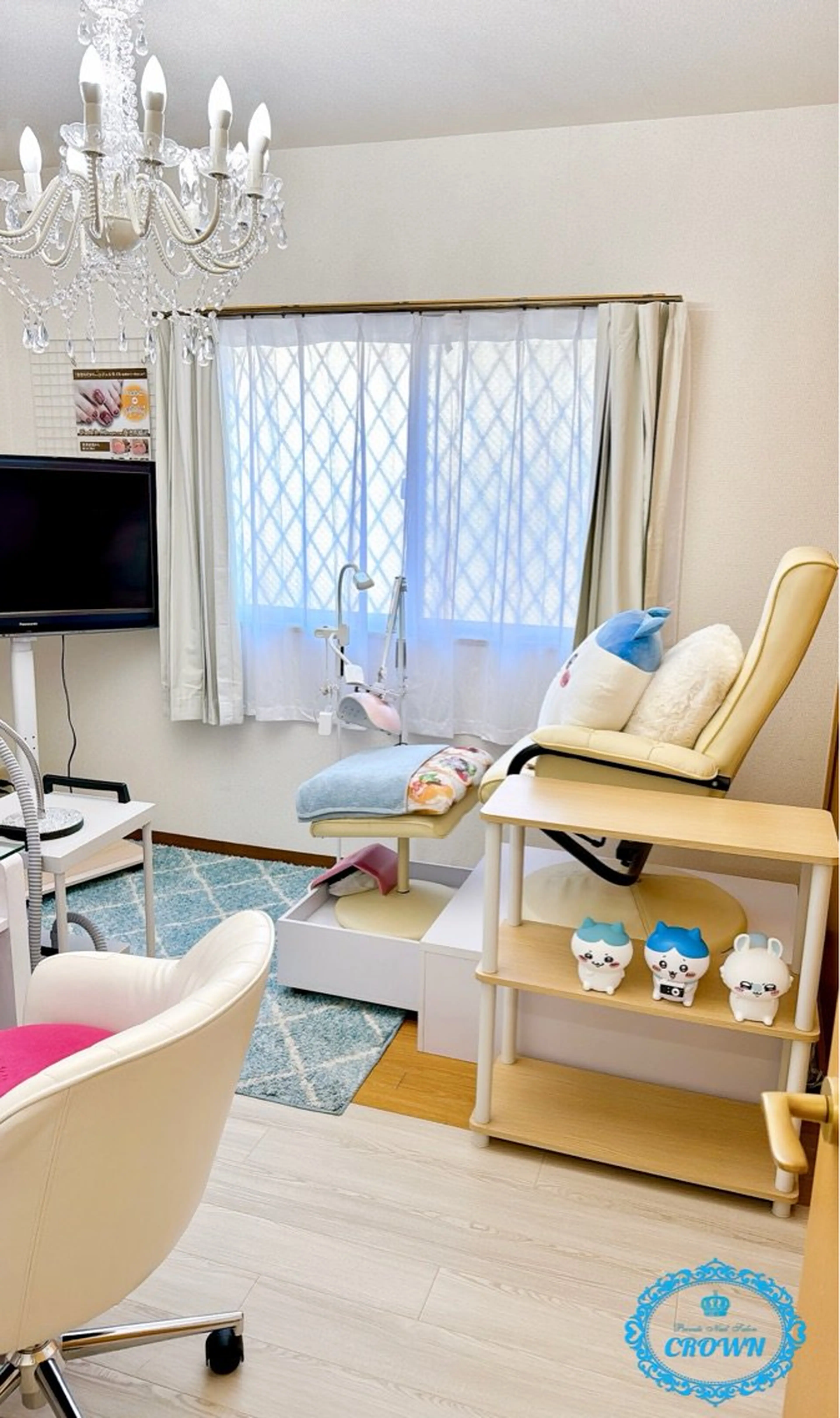 プライベートネイルサロン CROWNの内観・外観2
