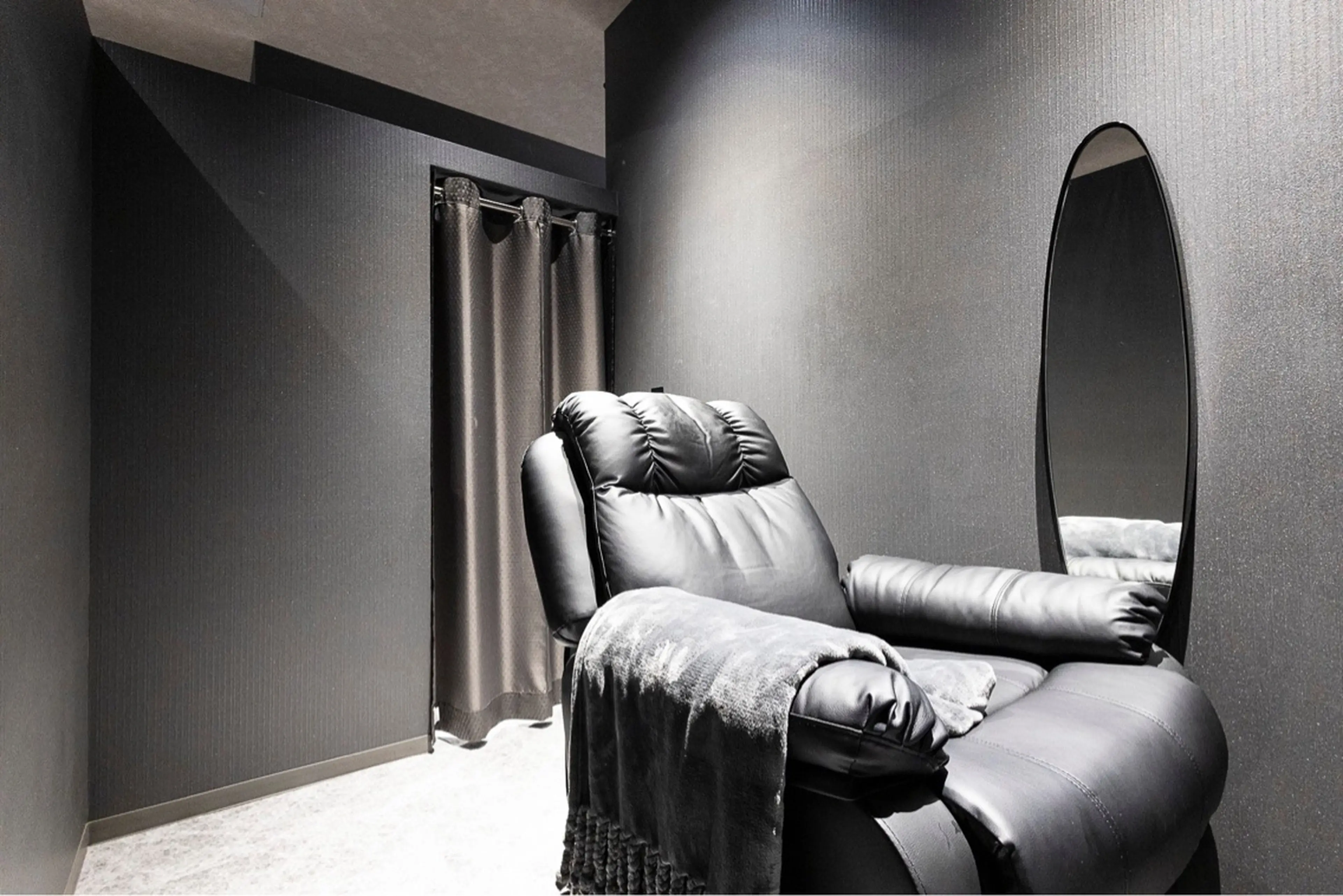 Sour  trois四条烏丸の内観・外観3