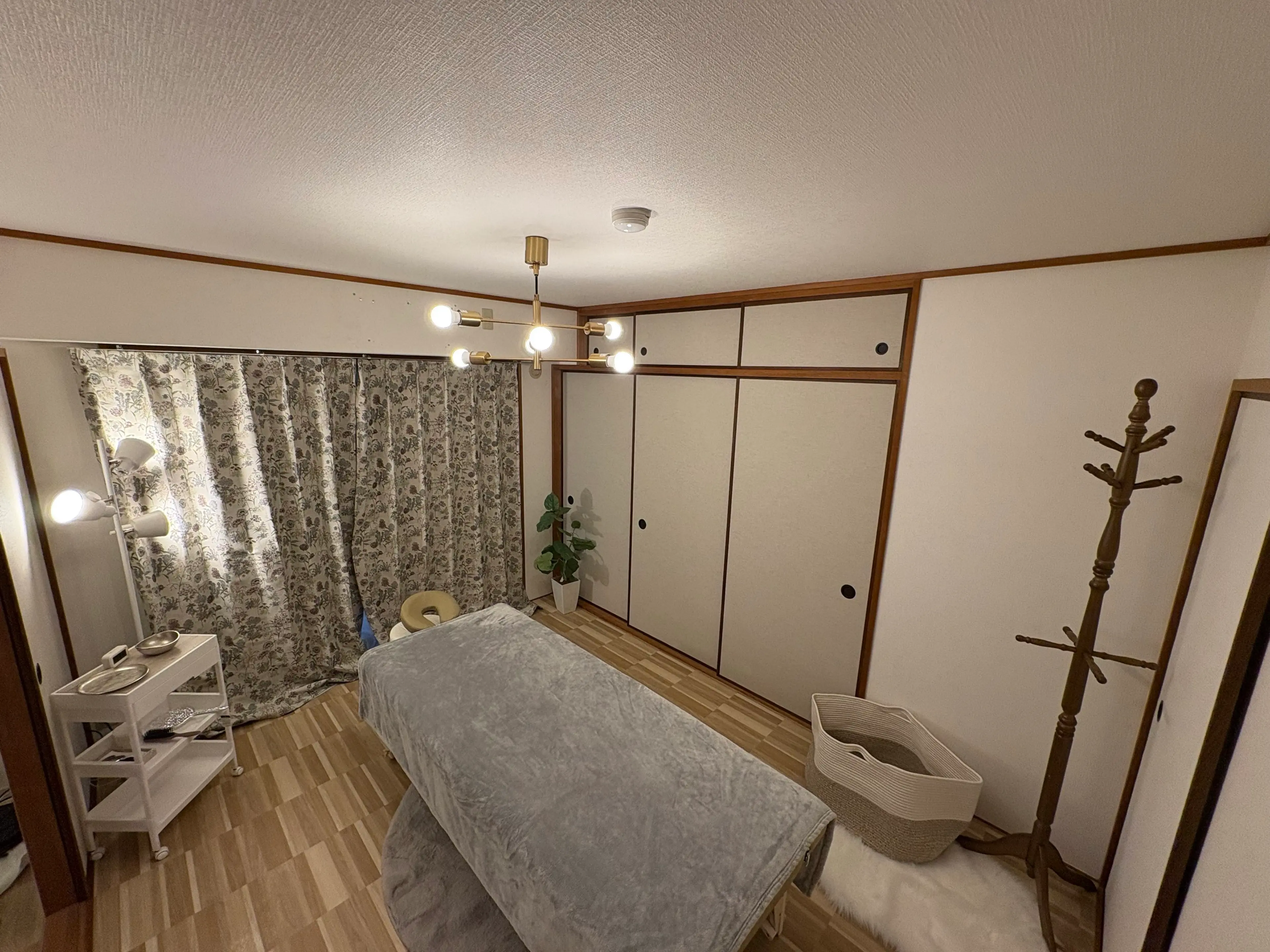 リソウノコガオ江坂店の内観・外観2