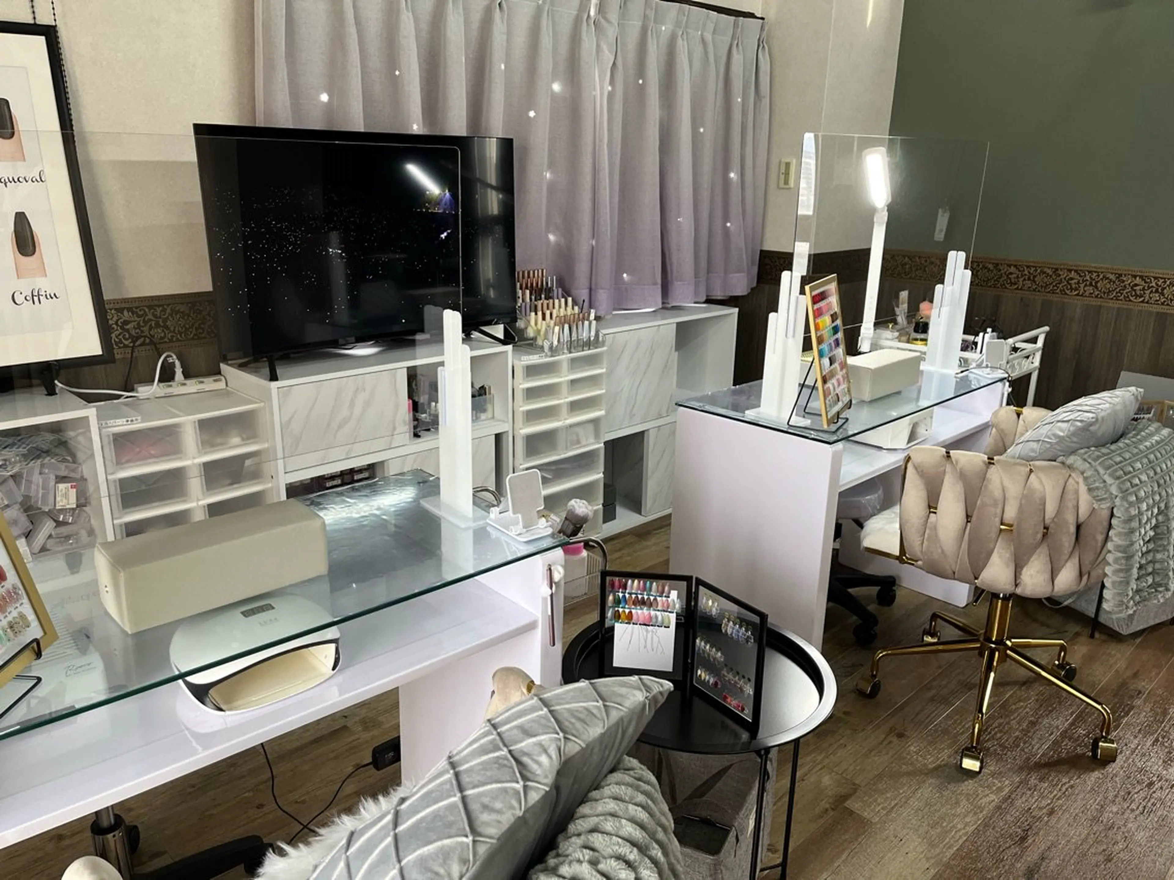 my nail plusの内観・外観1