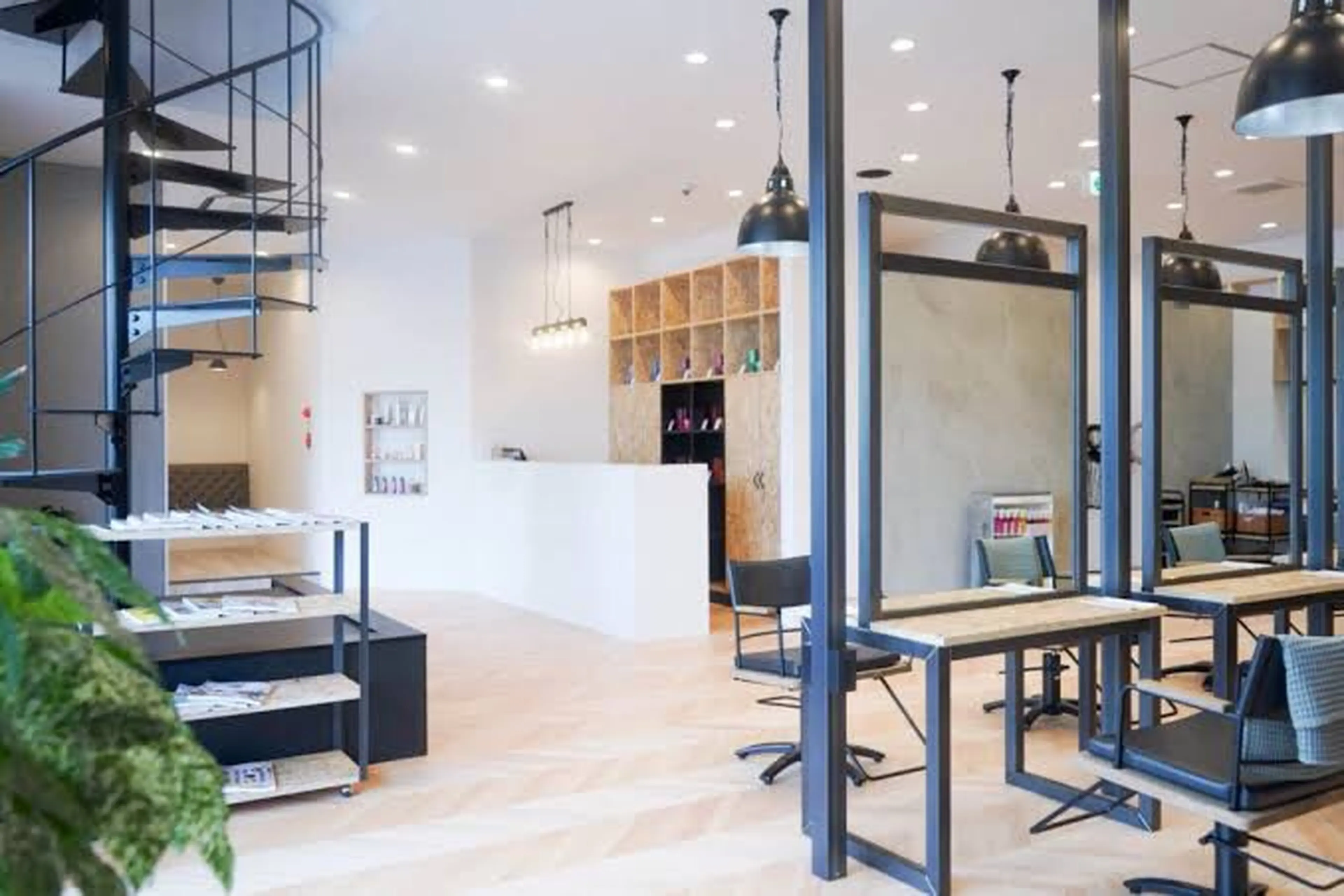 LUVISM 長岡店の内観・外観3