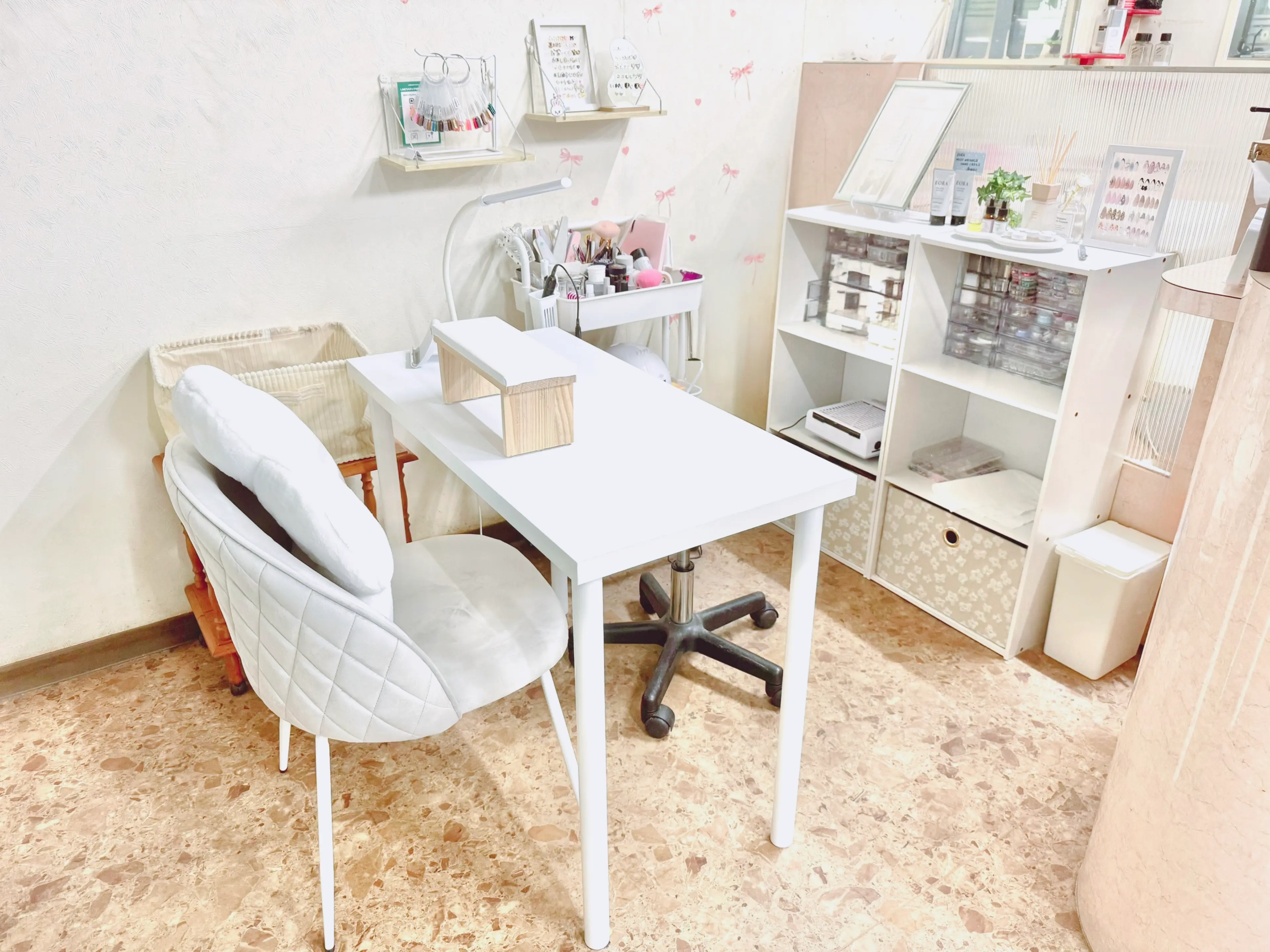 nail space CHOA.の内観・外観1