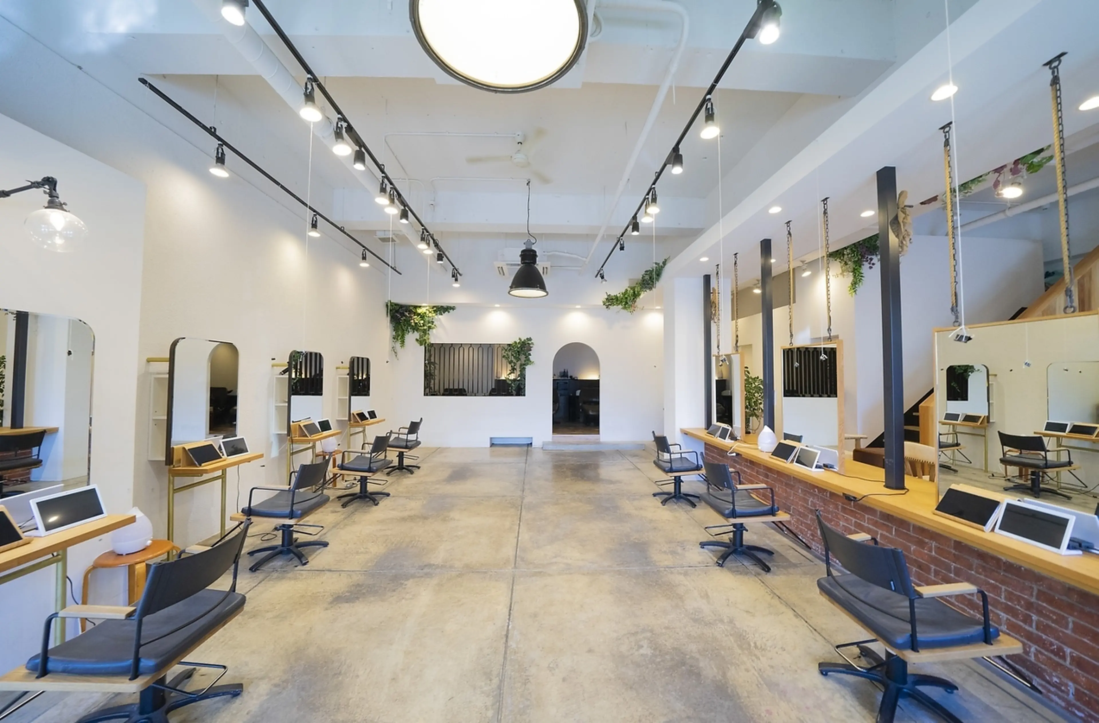 Pap's de coiffeur 甲東園の内観・外観2