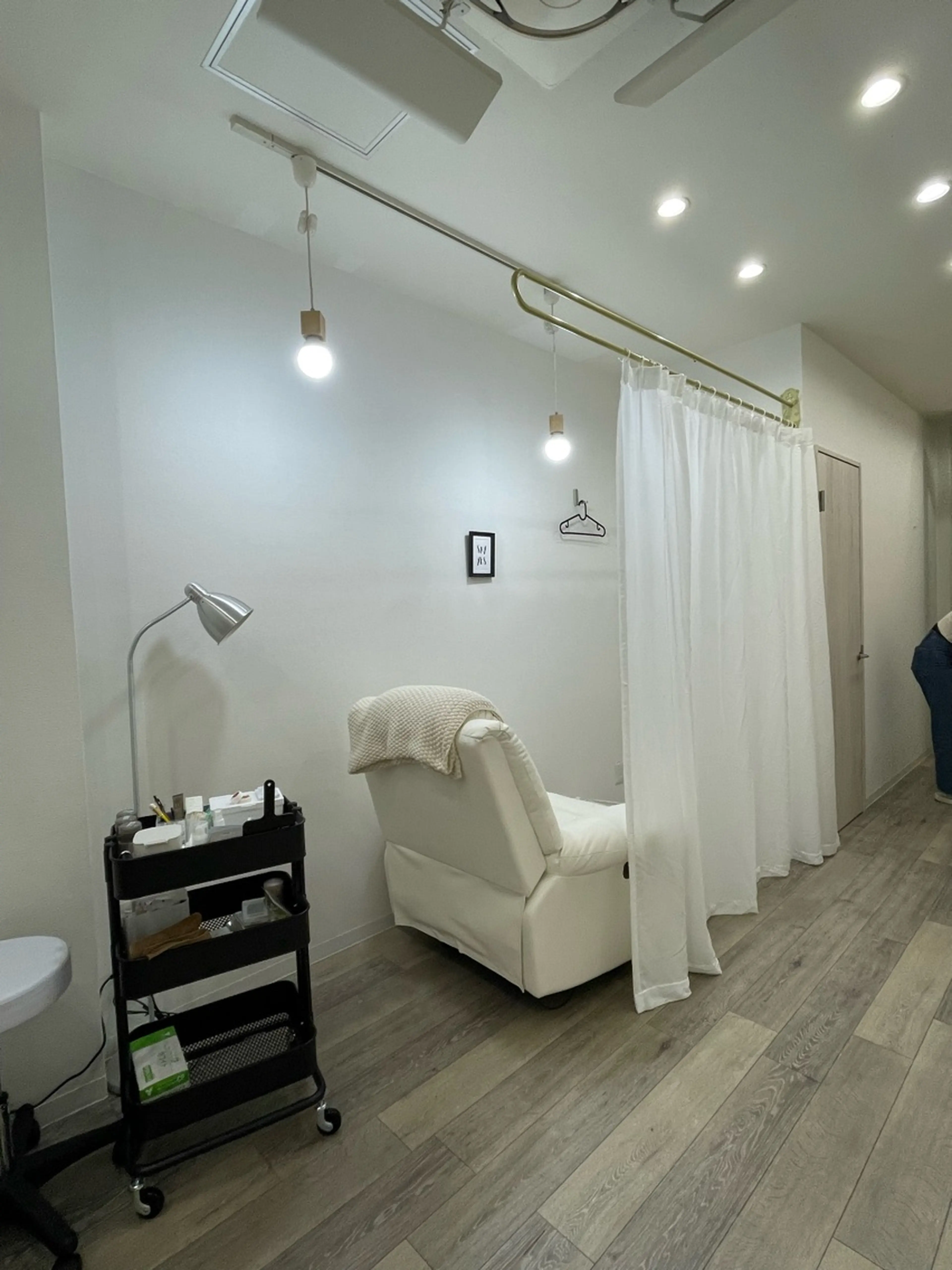 nap eyelash eyebrow 天満の内観・外観1