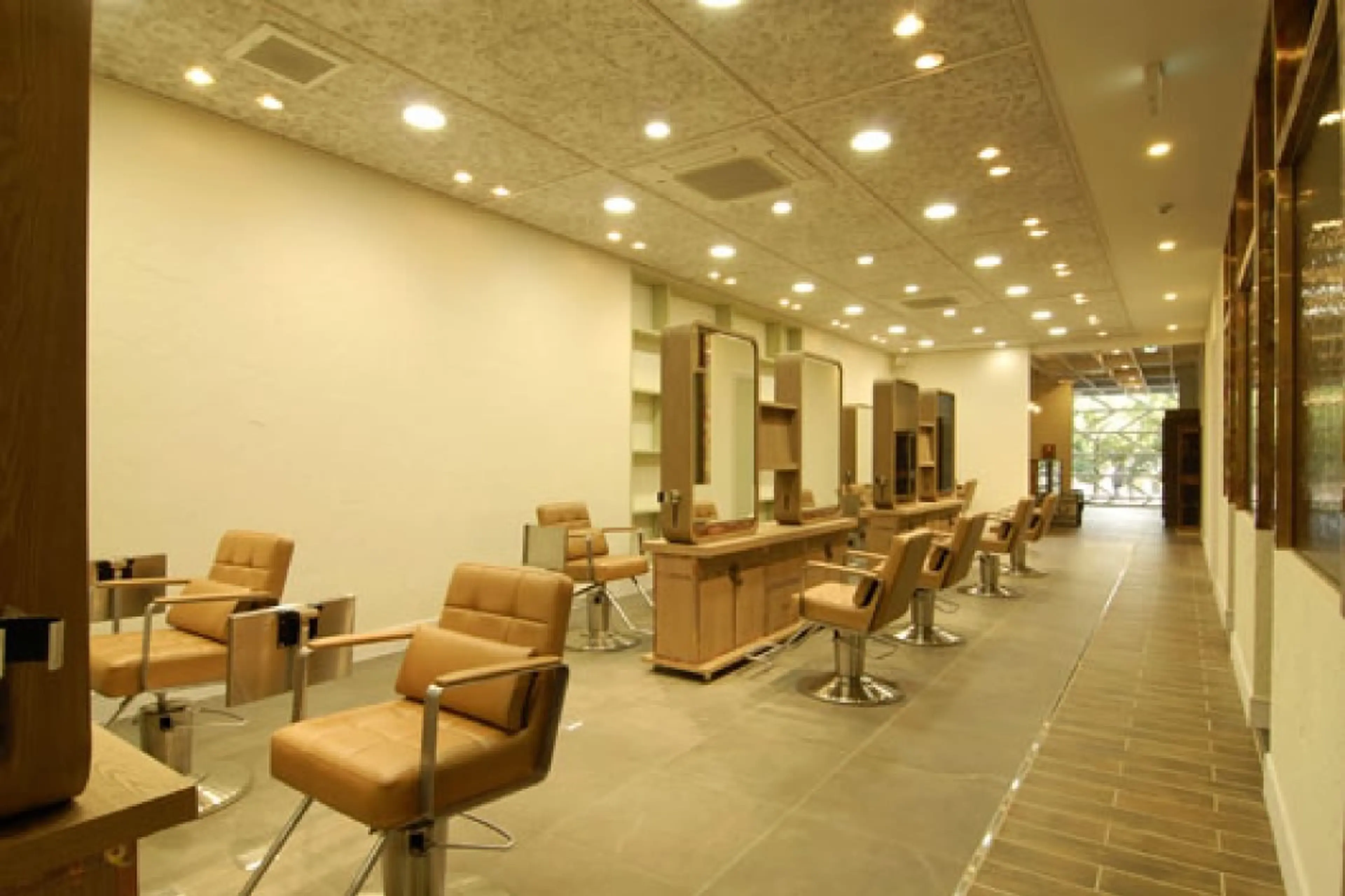 BUDDY HAIR amourの内観・外観1