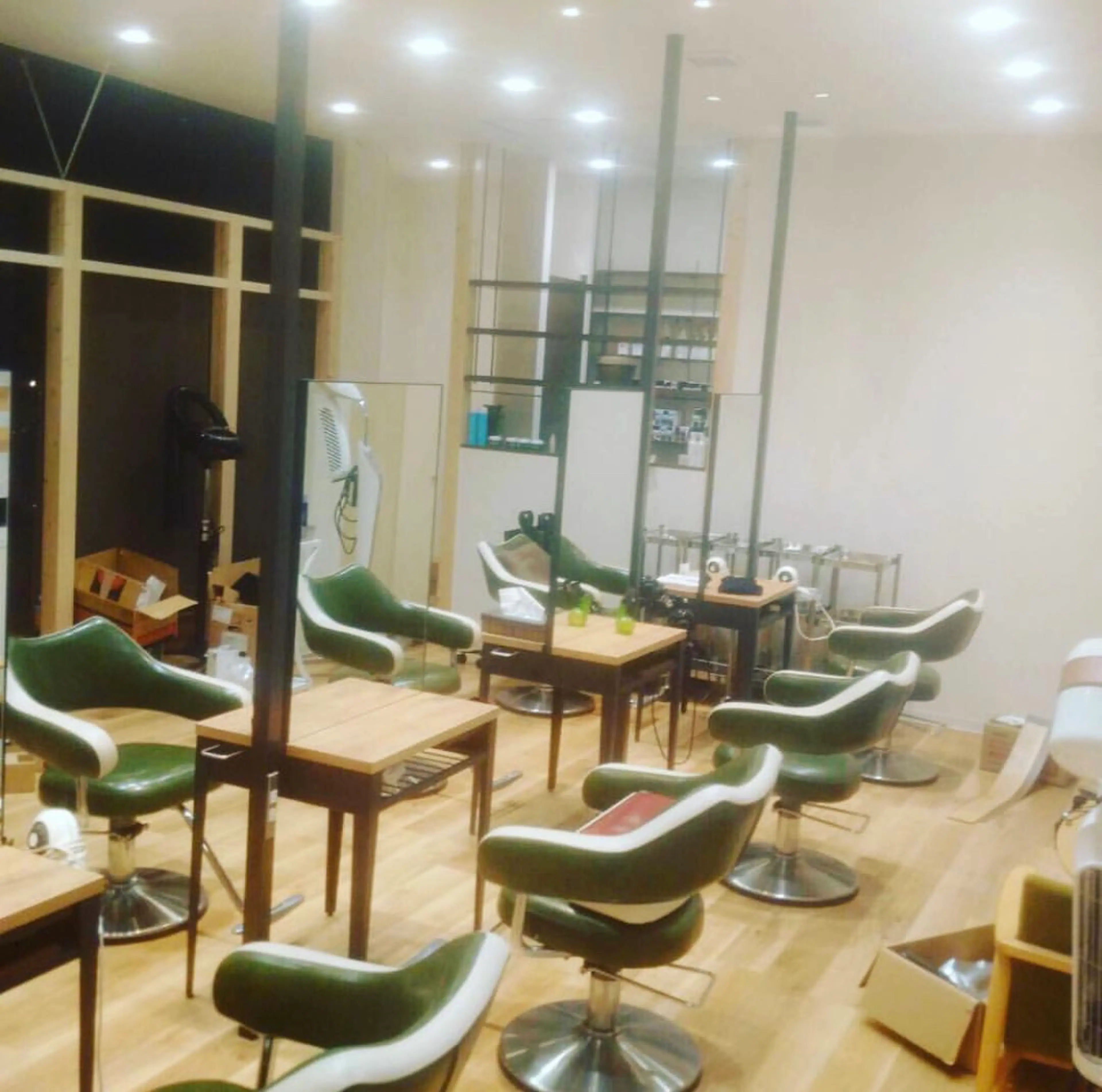 PROGRESS　守谷店の内観・外観2