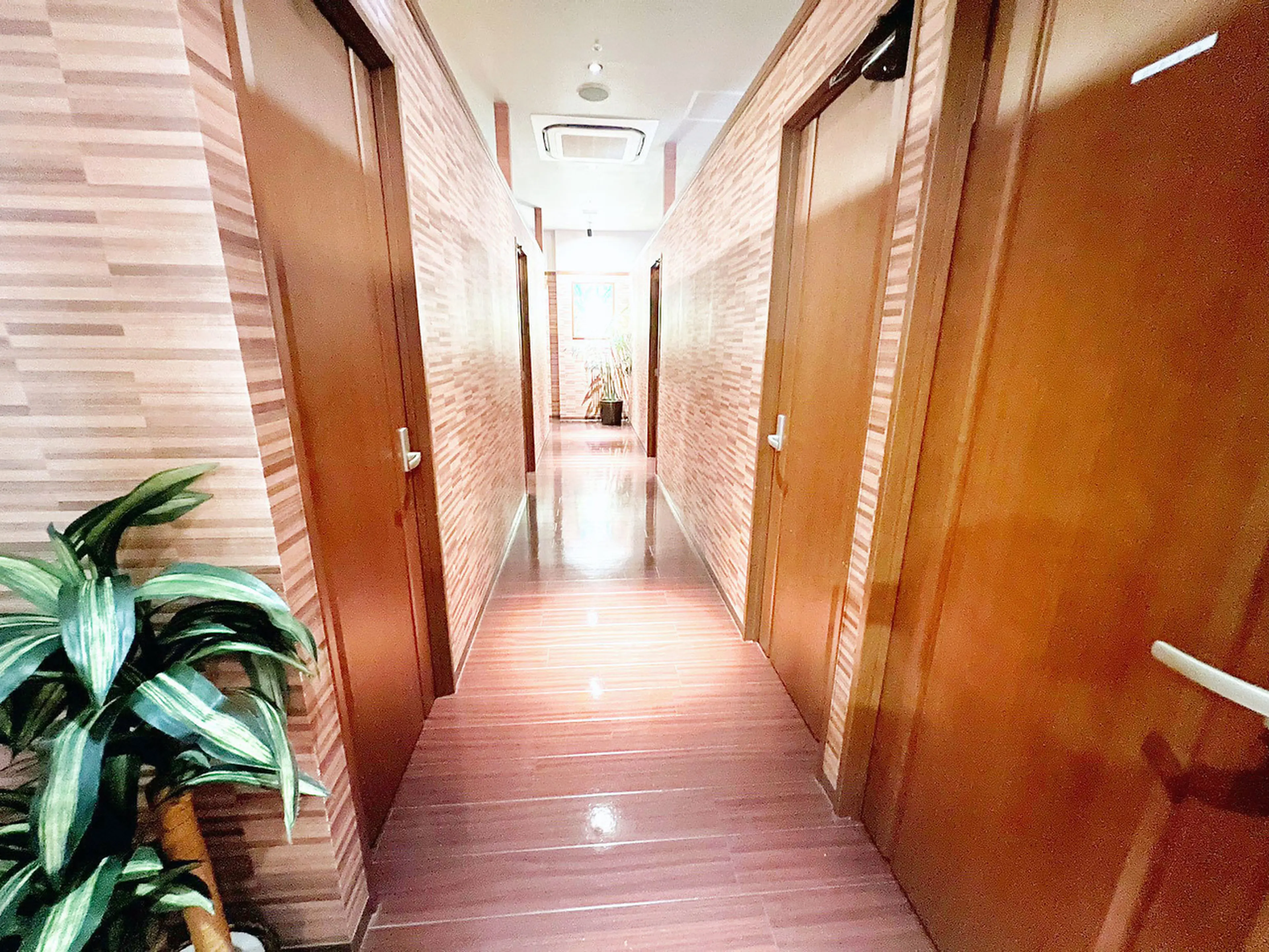 スリムビューティハウス 立川店の内観・外観3