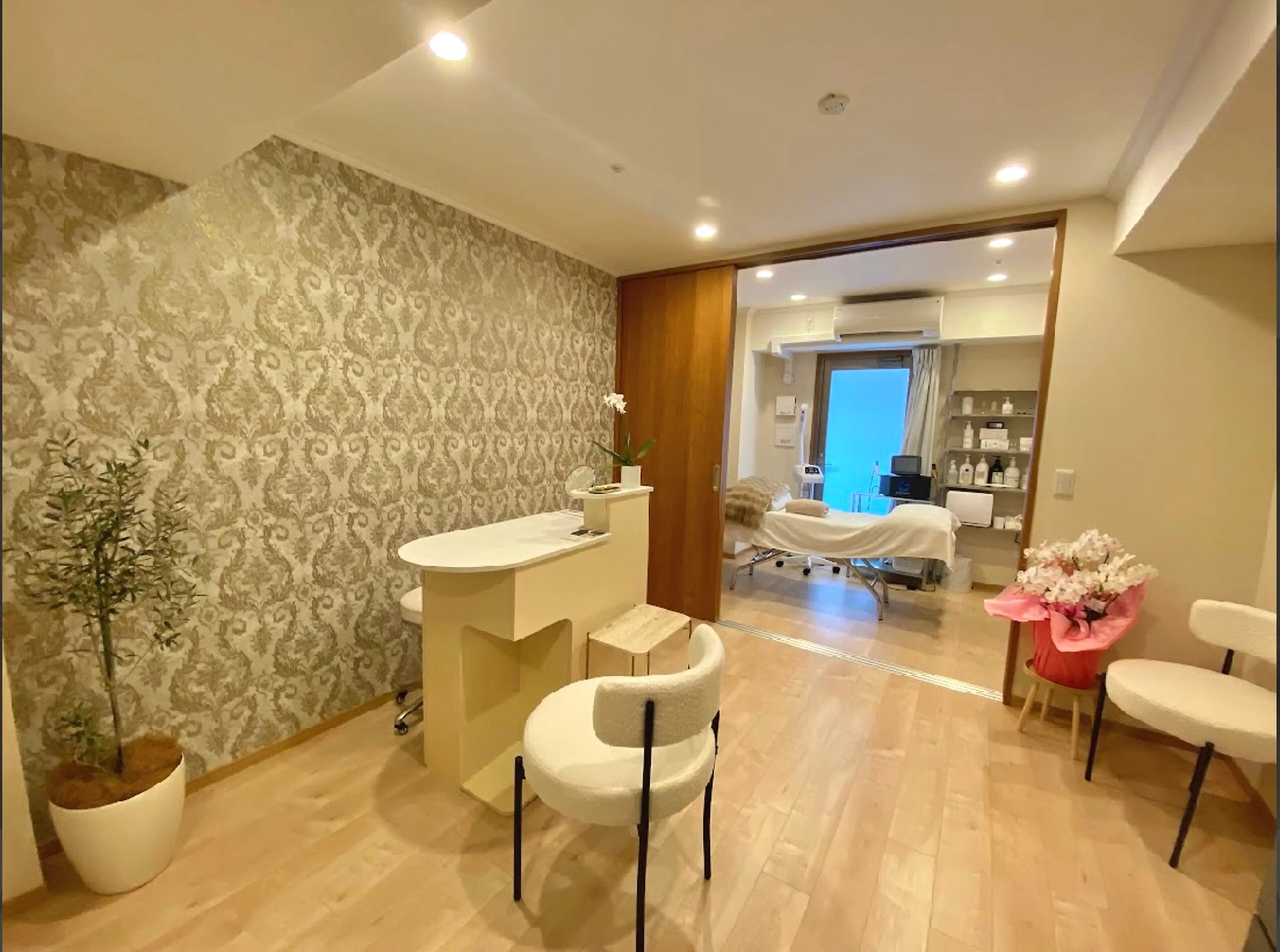 CURATED SKINの内観・外観3