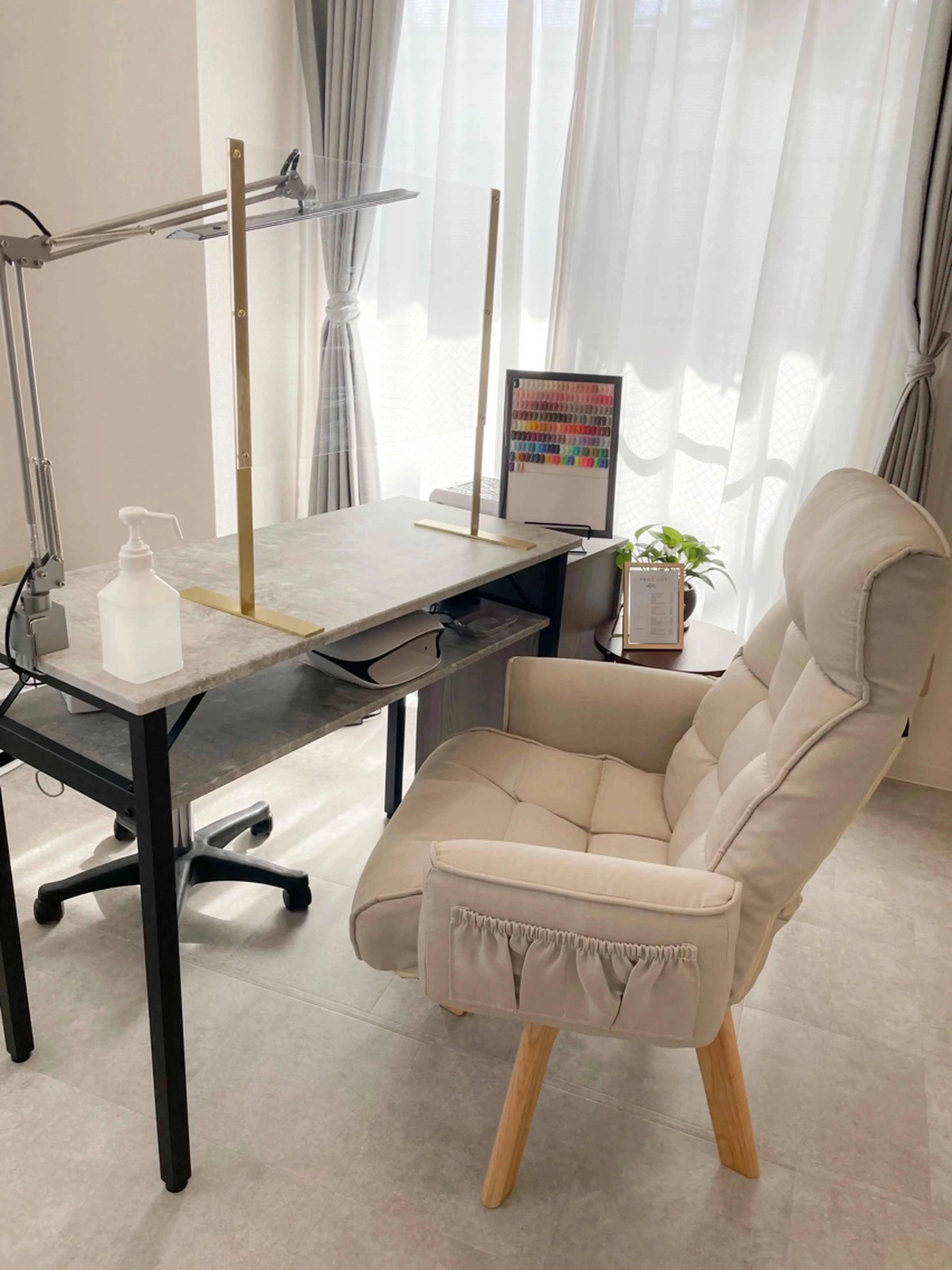 private nail salon alivioの内観・外観2