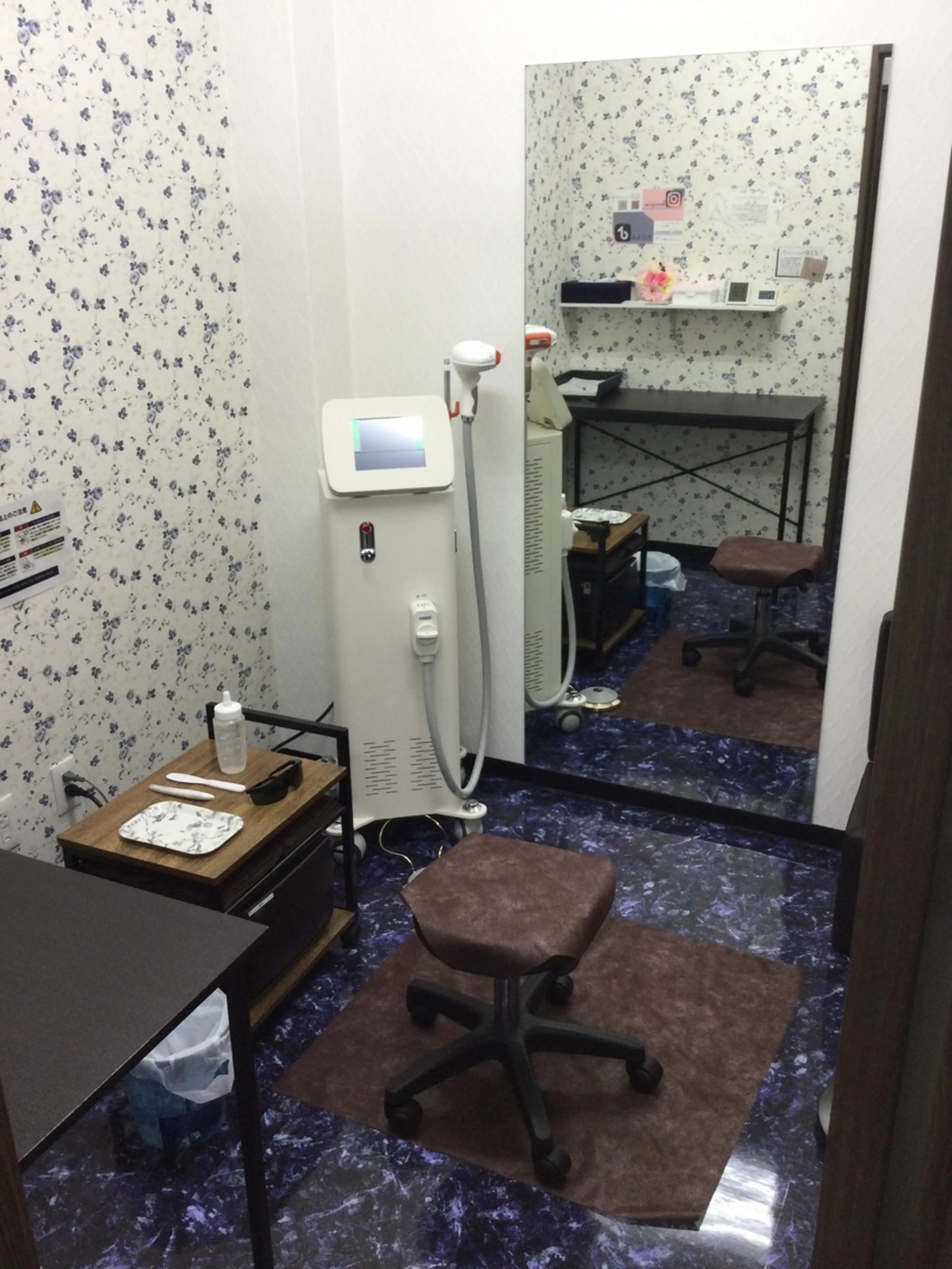 Brillerの内観・外観2