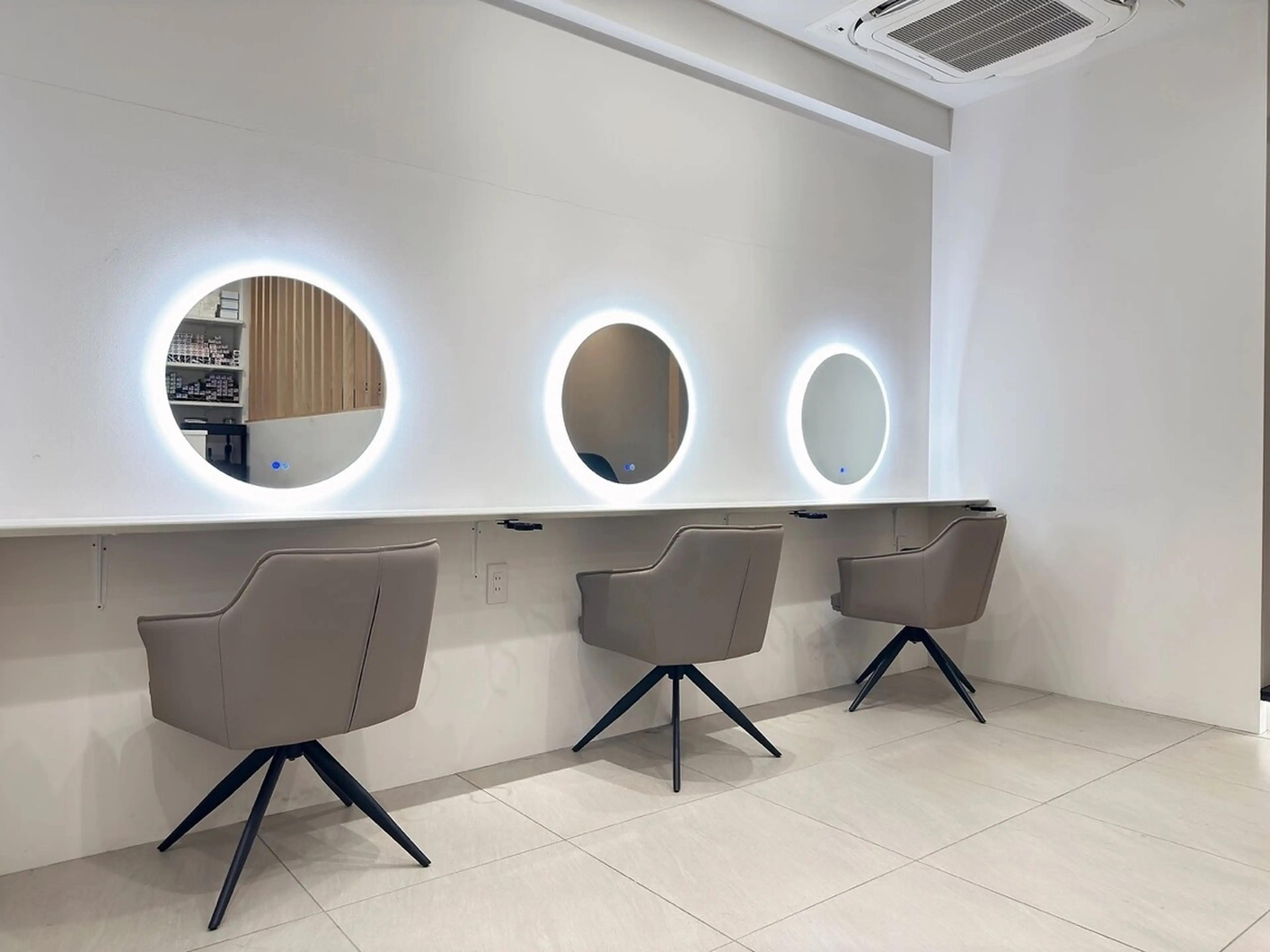 LILAの内観・外観1