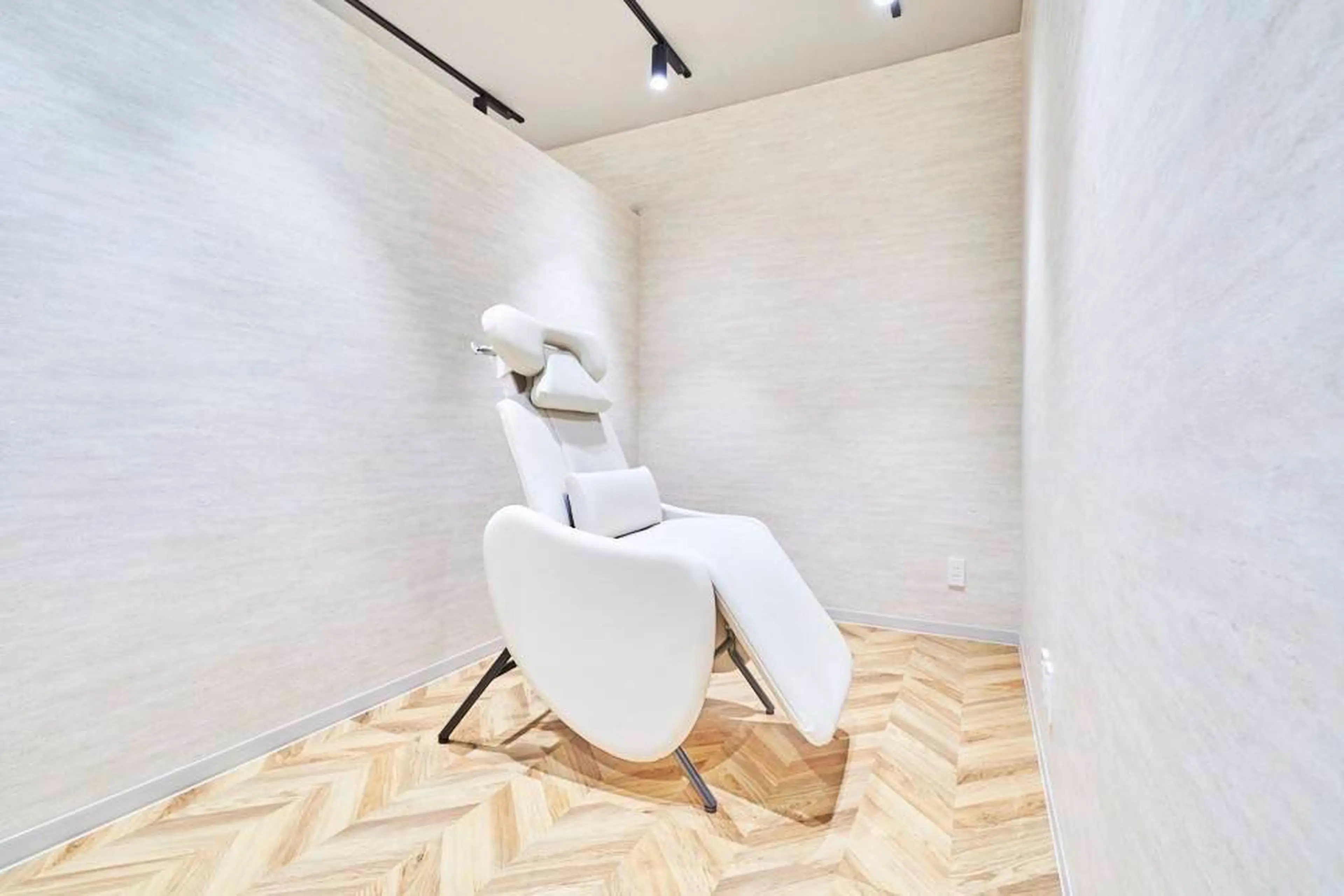 LOVEST市川店の内観・外観3