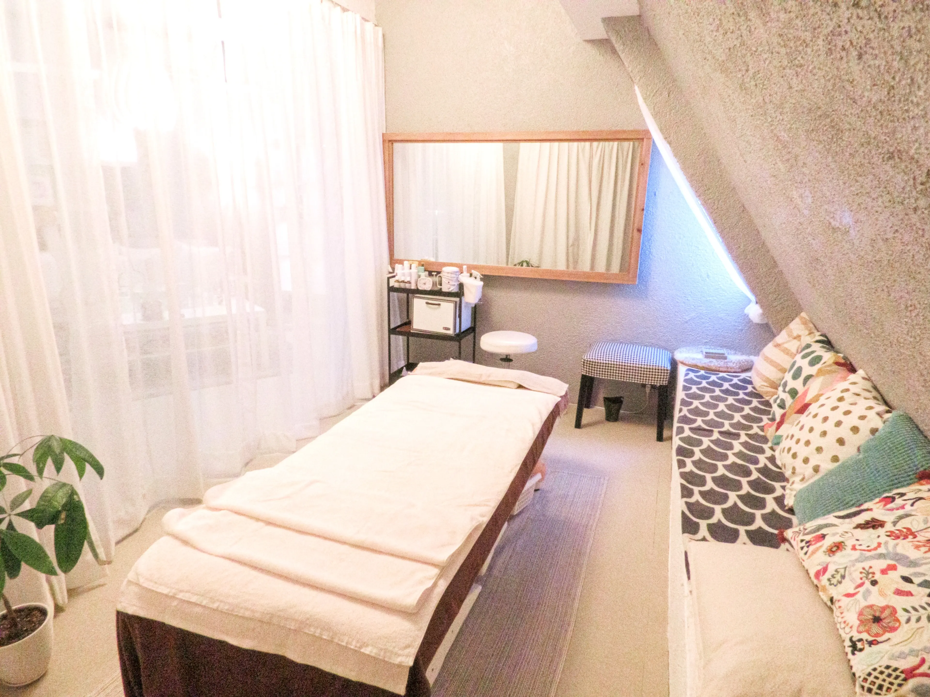 ハーバルエステサロンBASNAの内観・外観3