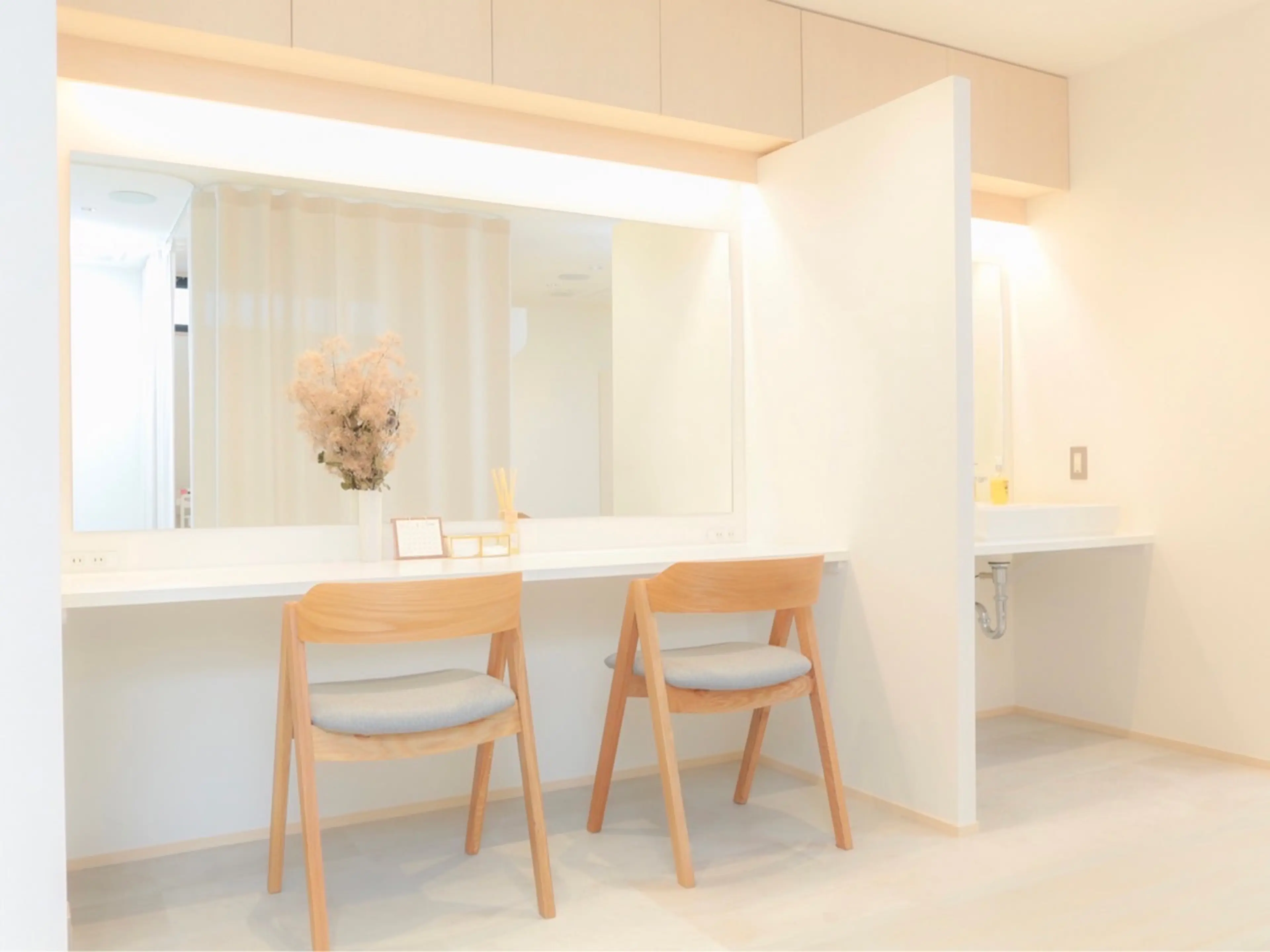 Lowenの内観・外観3