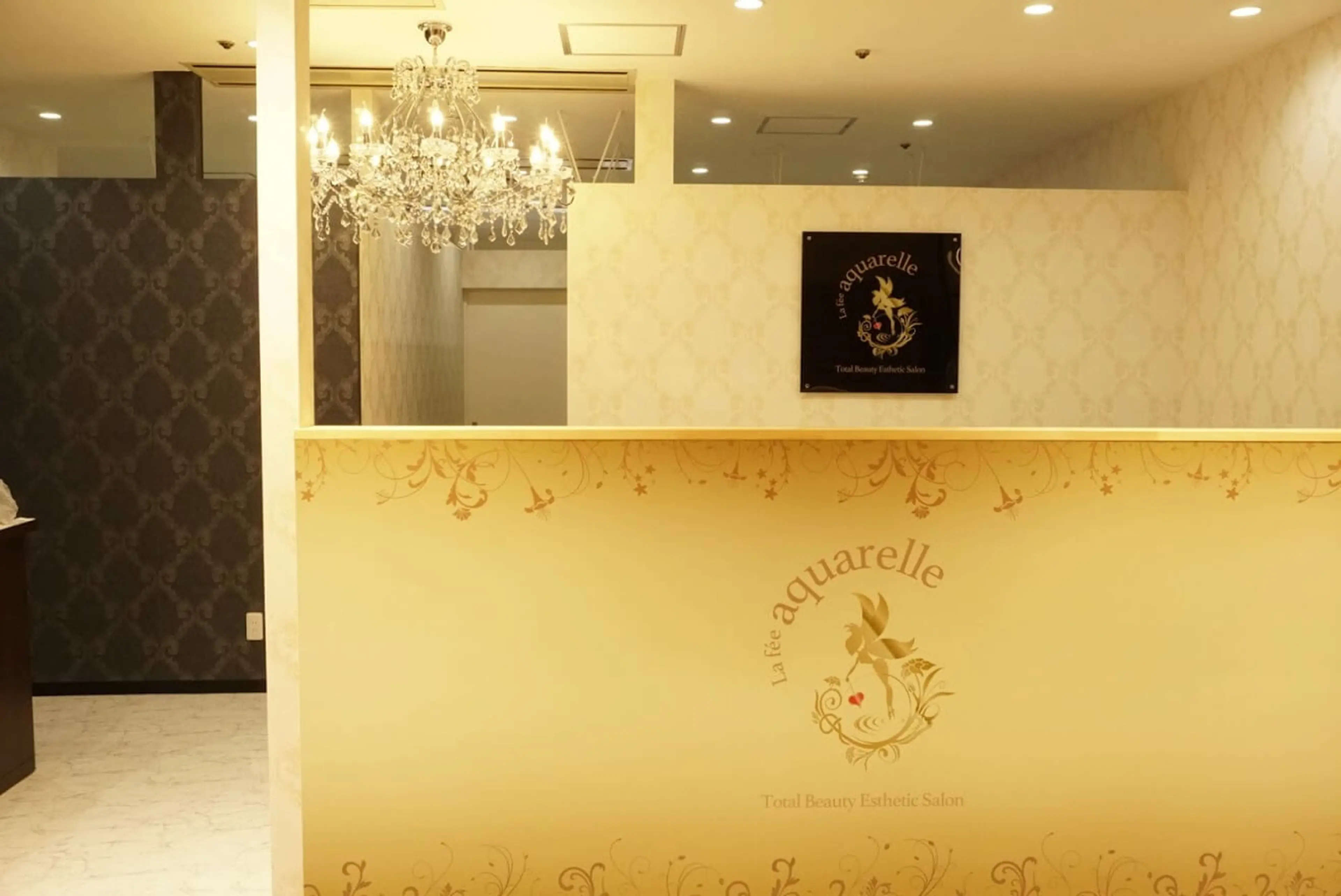 アクワレル加古川店の内観・外観2