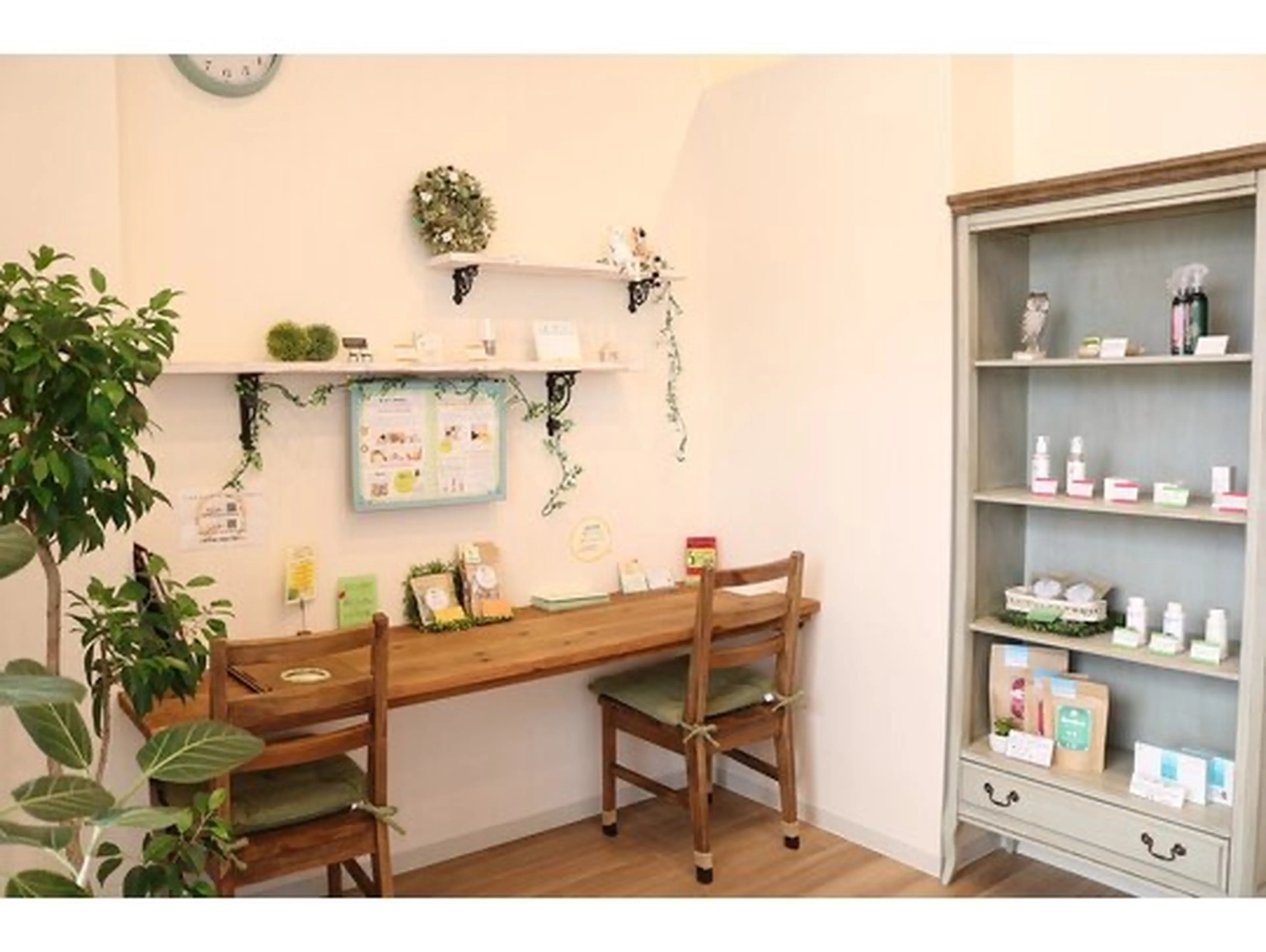 リラクゼーションサロンTETE土山店の内観・外観2