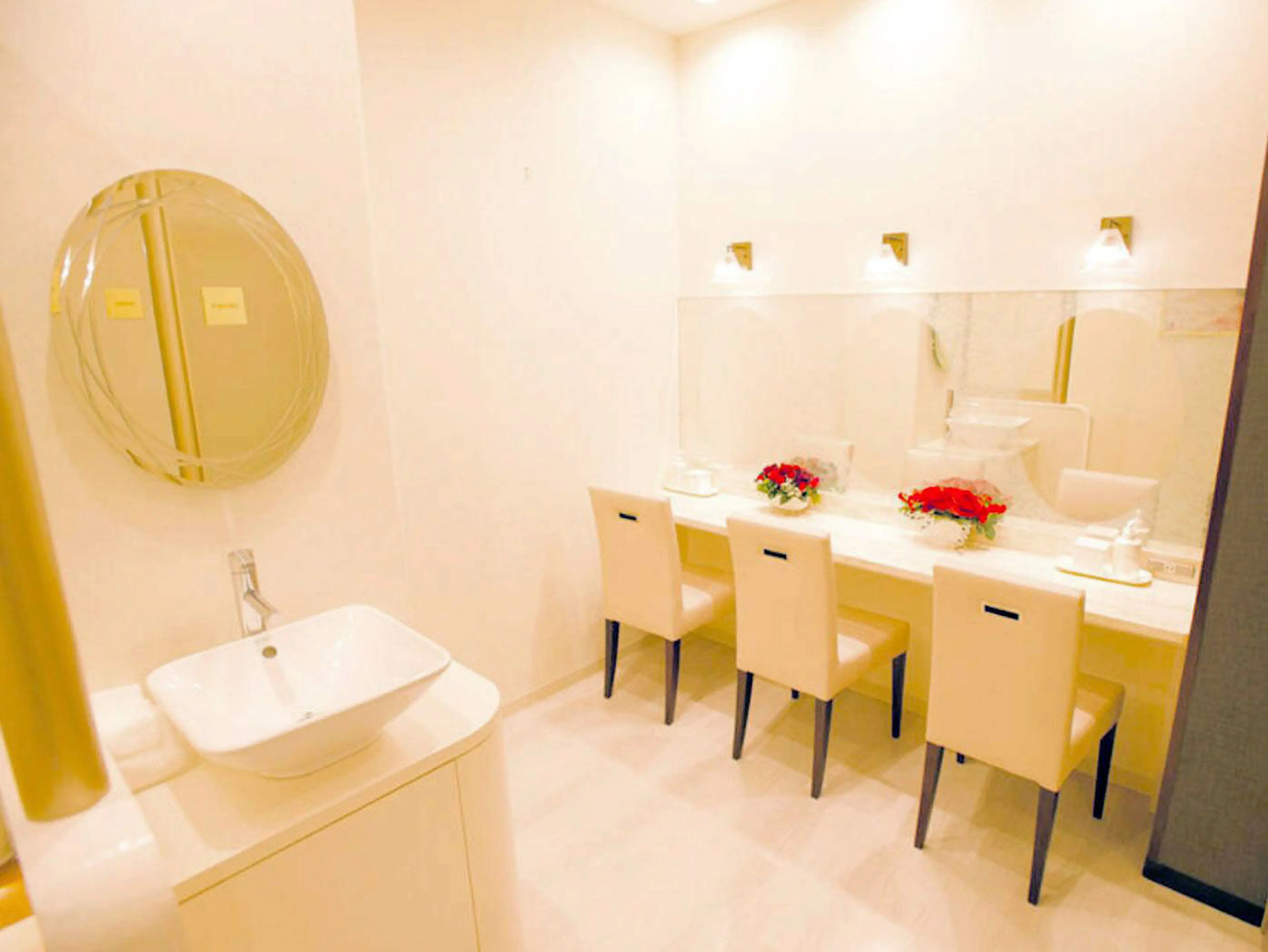 スリムビューティハウス 新宿総本店の内観・外観3