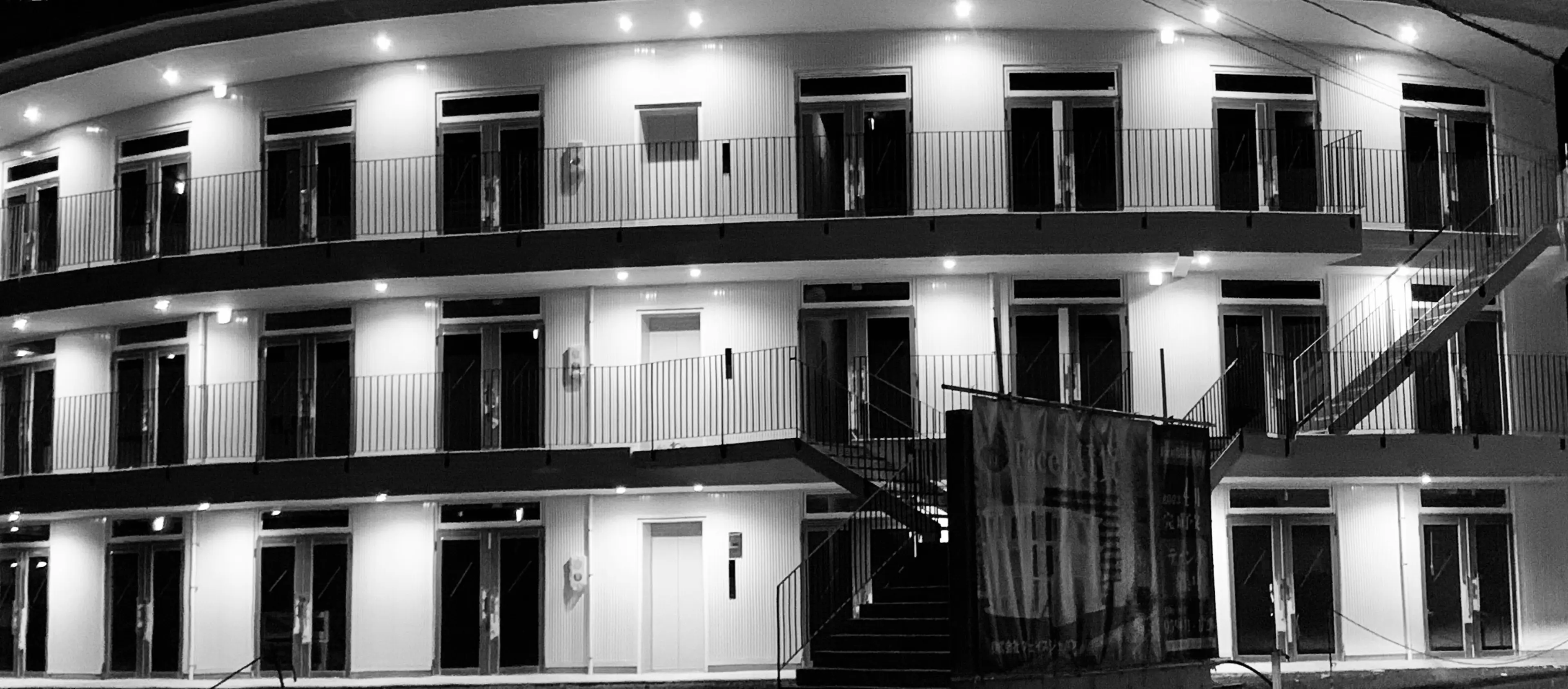 ELIGHTの内観・外観1