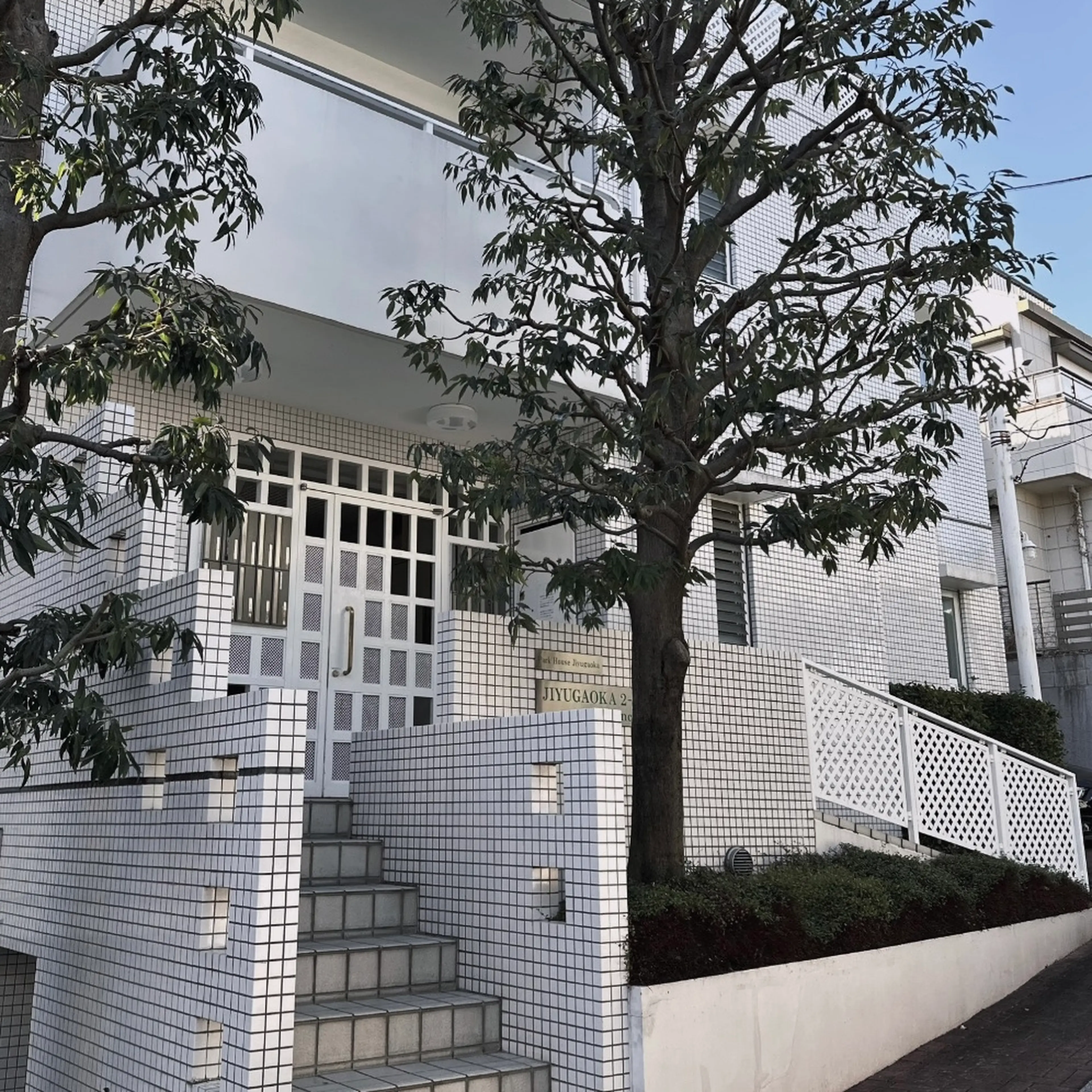 U.nailの内観・外観2