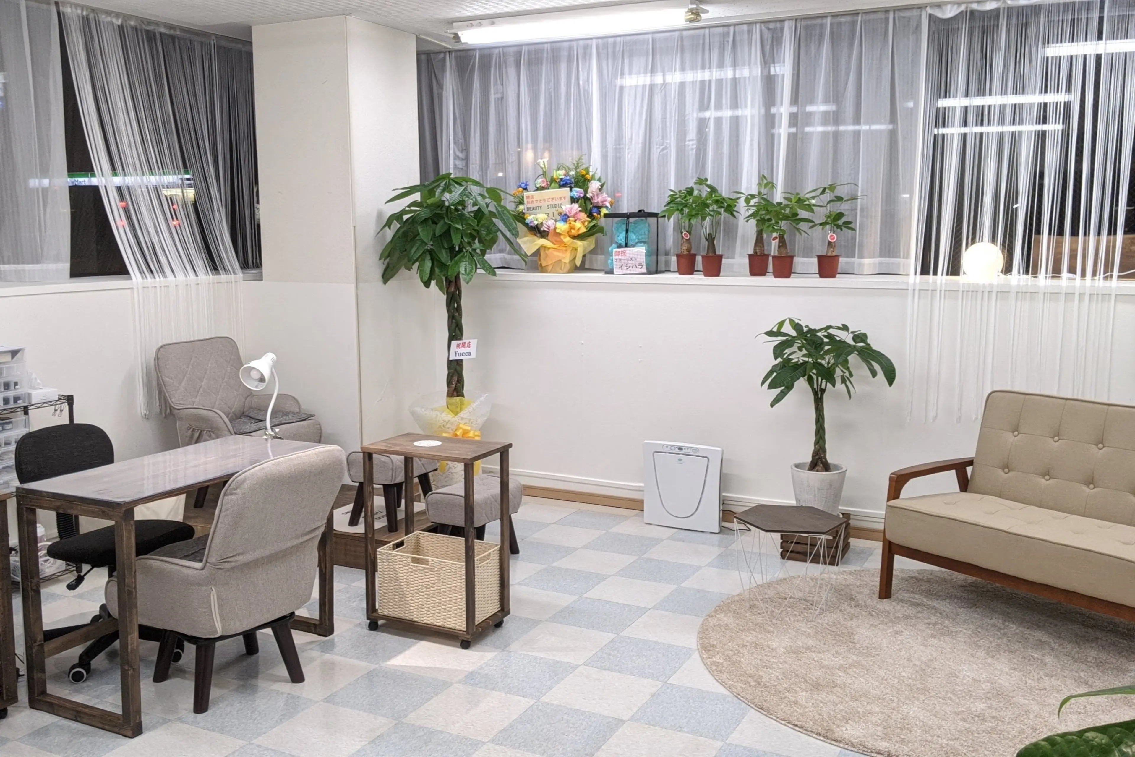 nail pachiraの内観・外観1