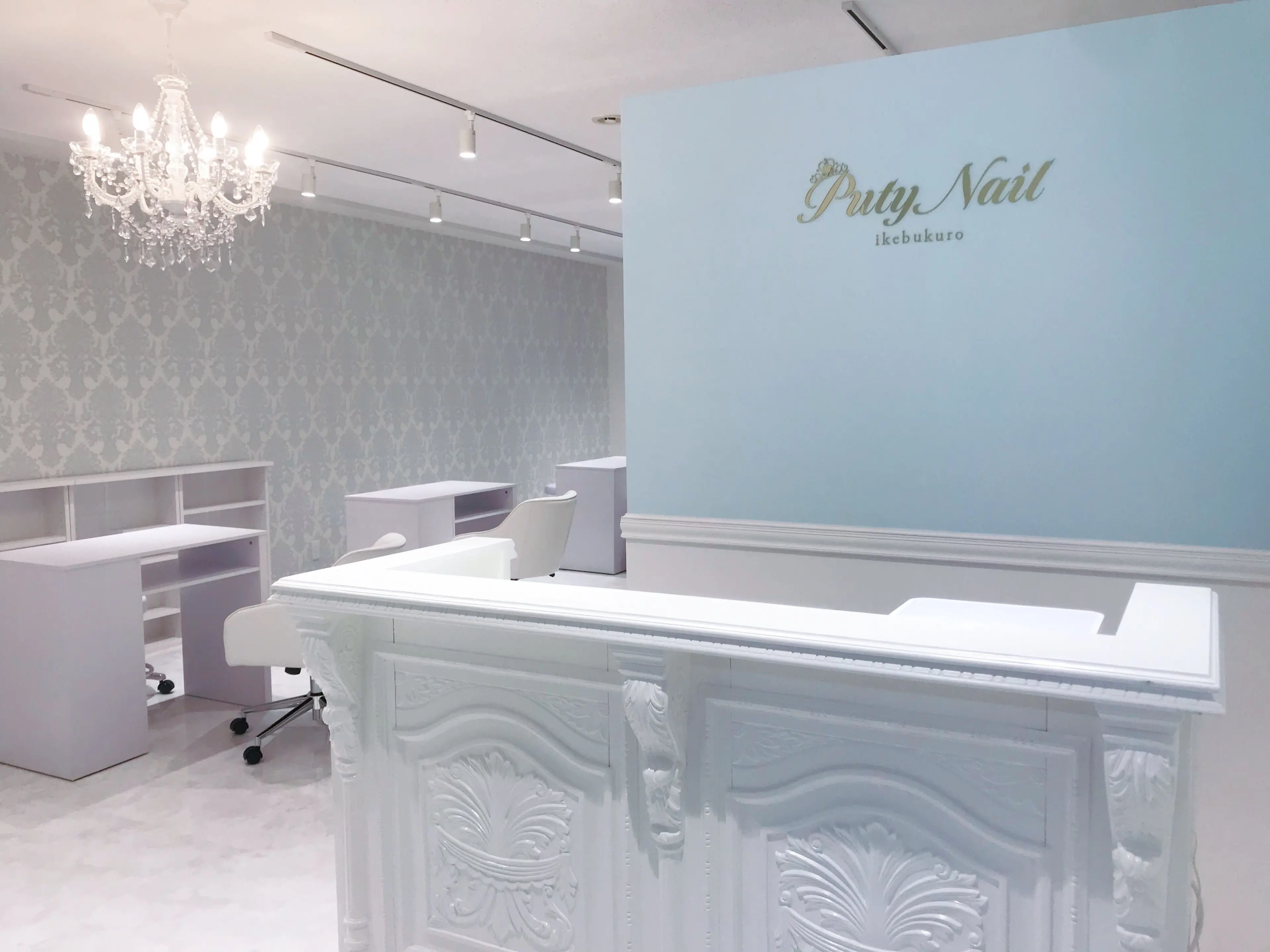 PutyNail池袋の内観・外観1