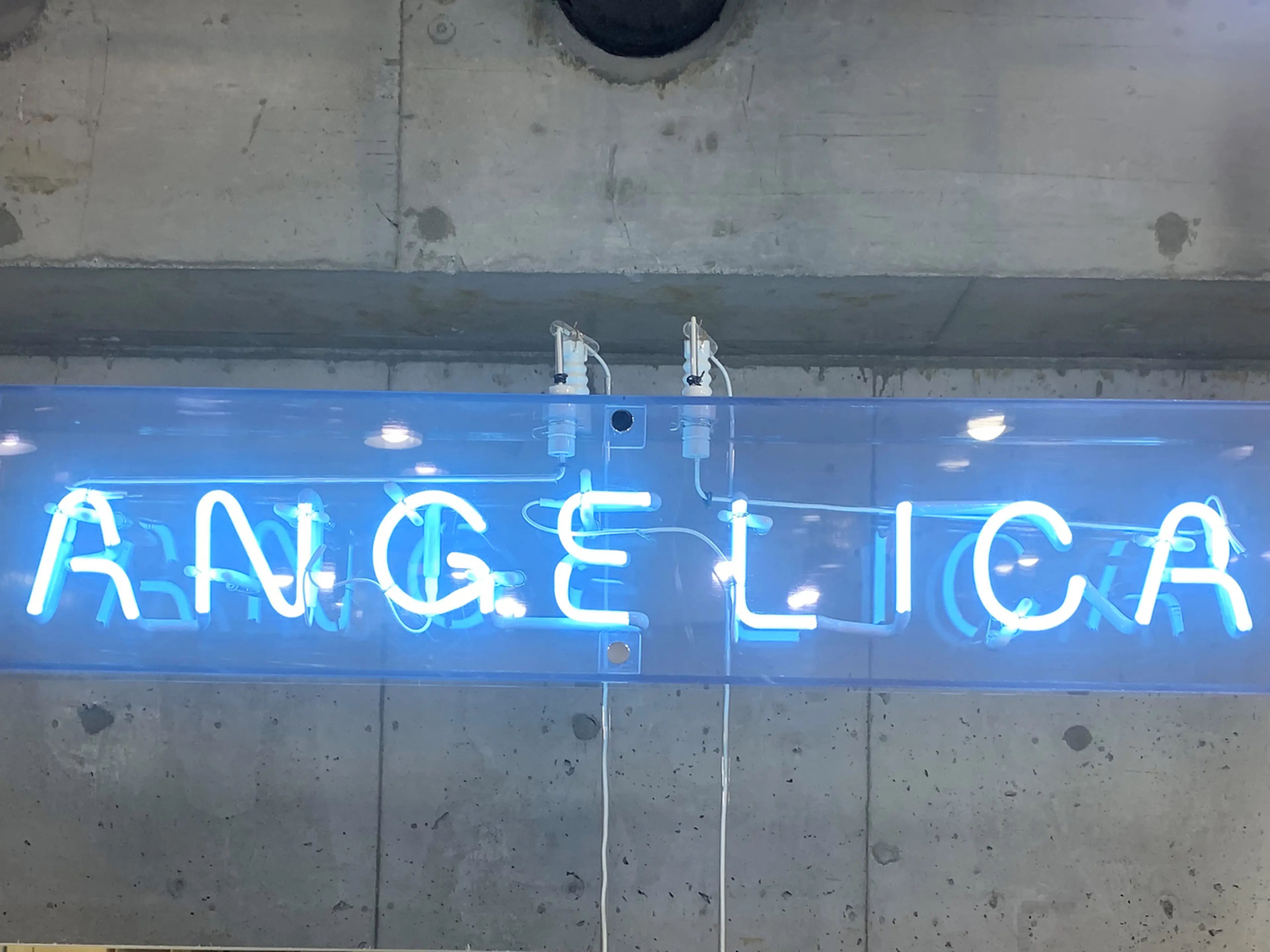 ANGELICA　難波店の内観・外観3