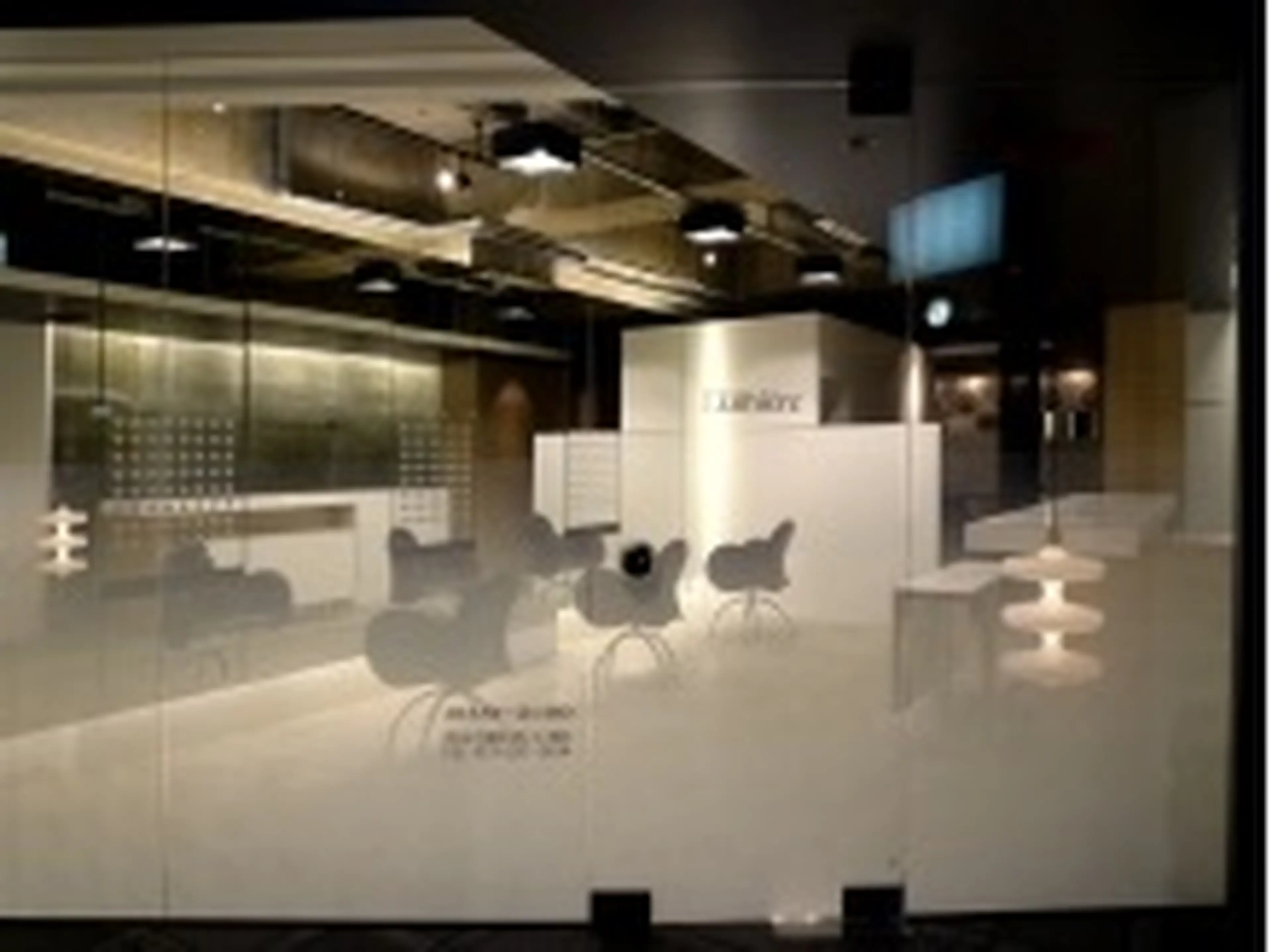 ルミエール・ヘアーアンドメイクの内観・外観1