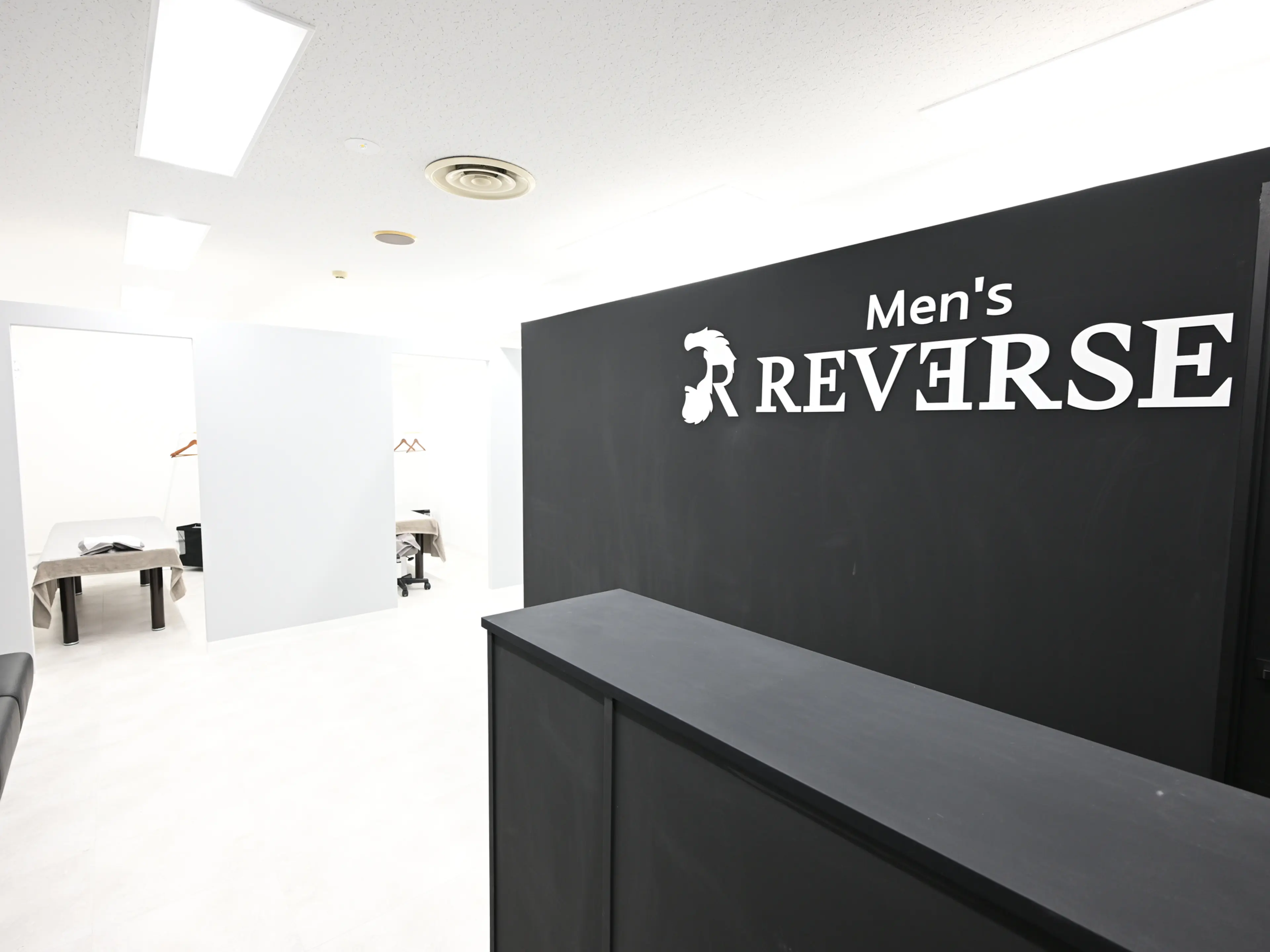 Men's REVERSE【メンズリバース】横浜店の内観・外観1