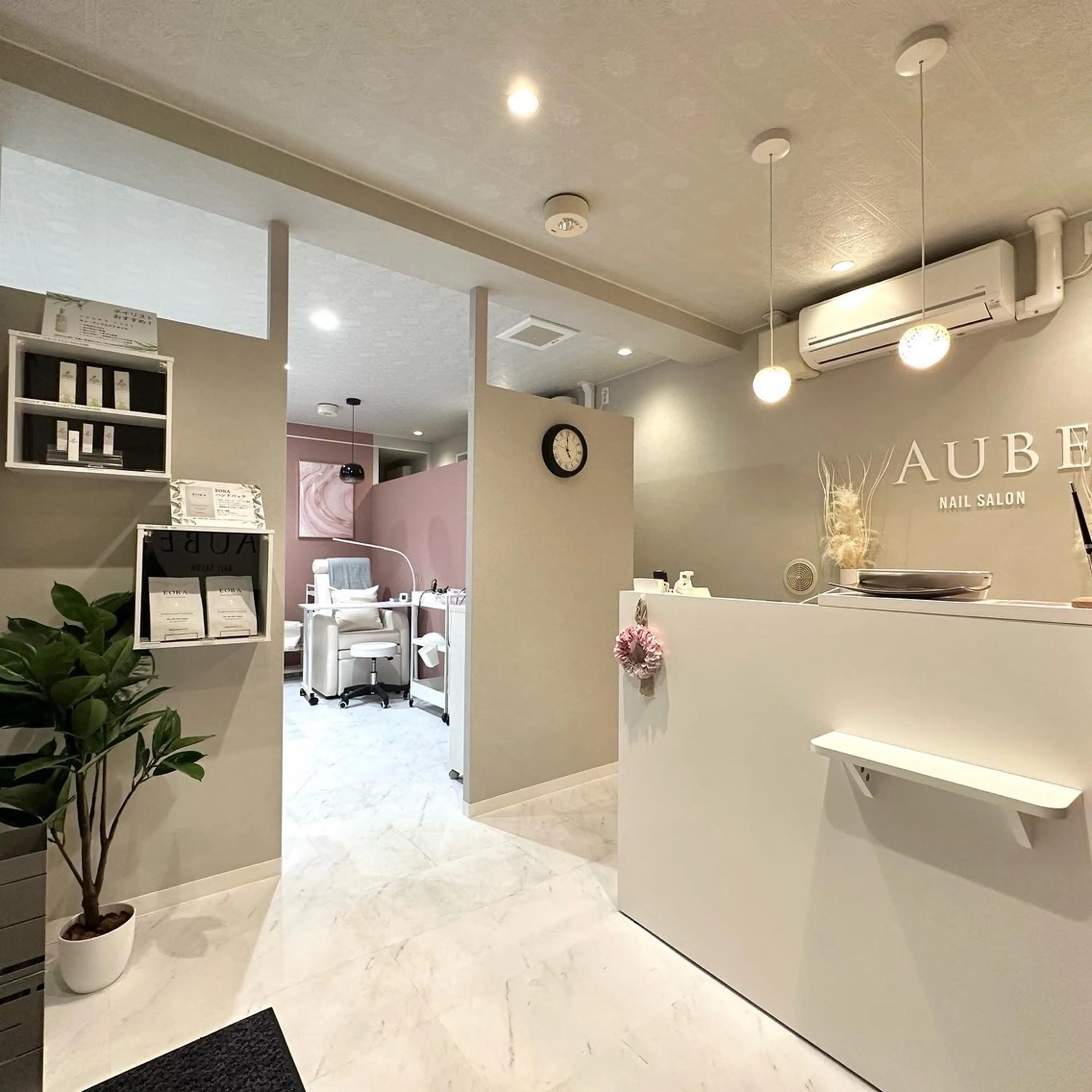 NailSalon  AUBEの内観・外観2