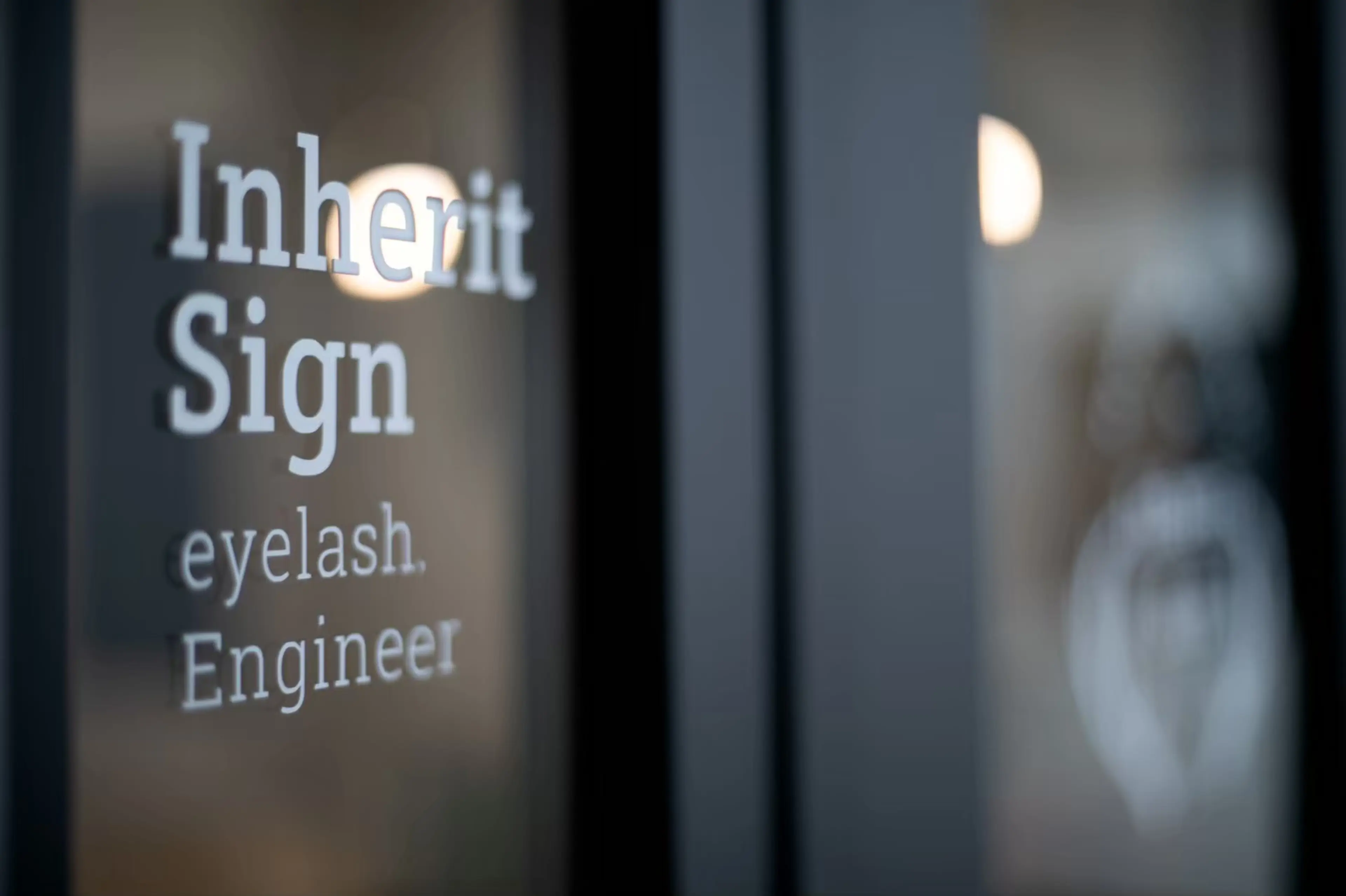 Inherit Signの内観・外観2