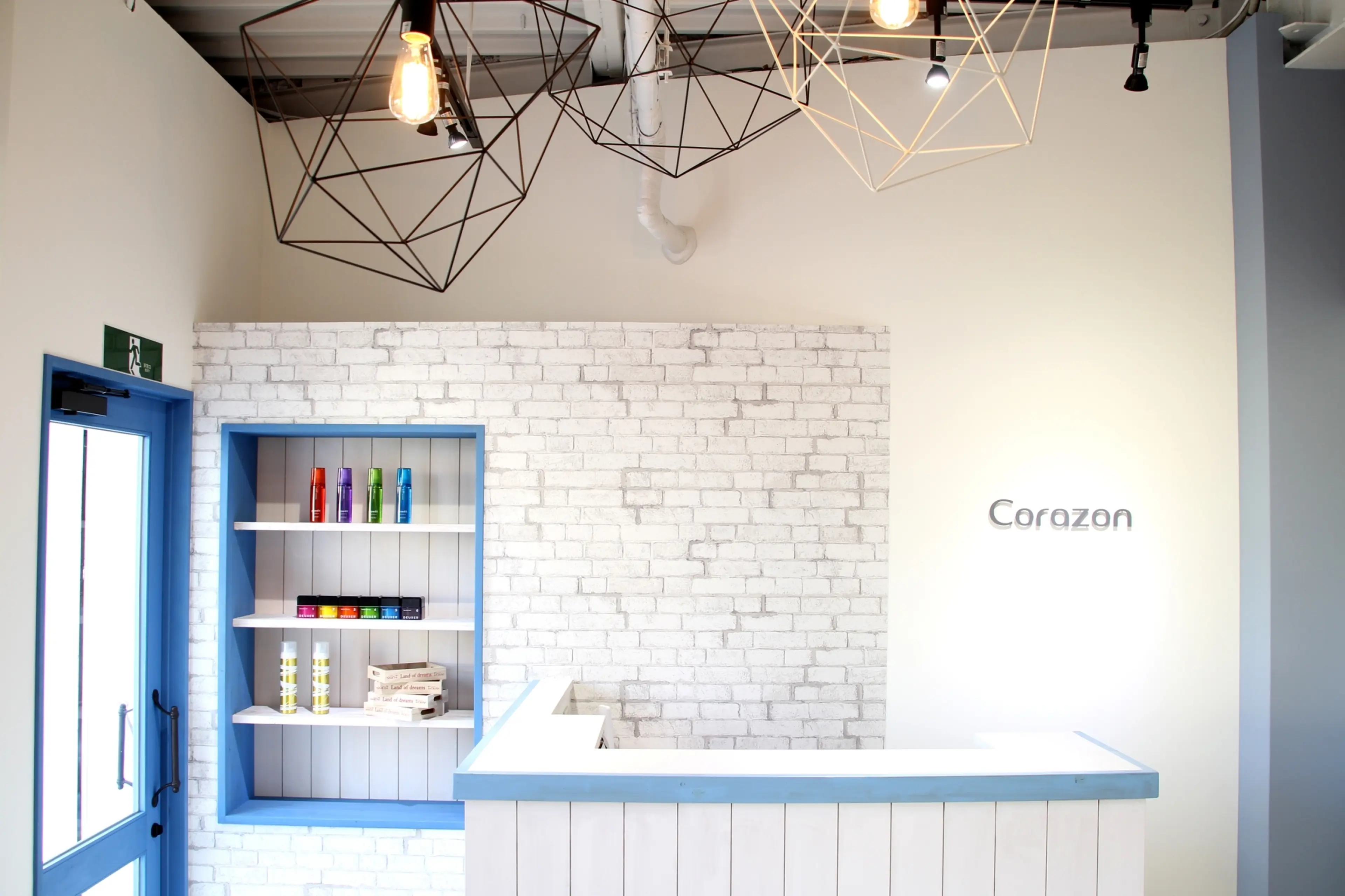 corazon  【コラソン天理店】の内観・外観1