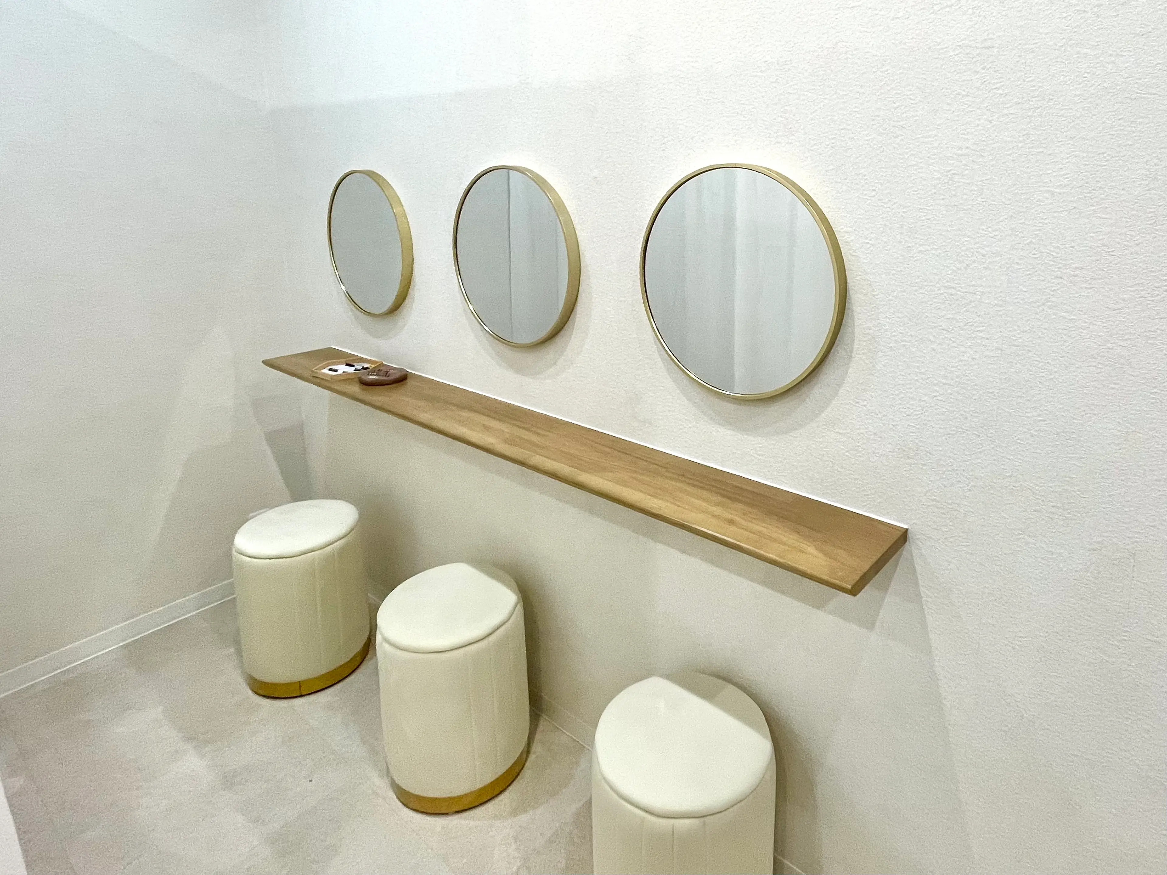 Allma.eyeの内観・外観2