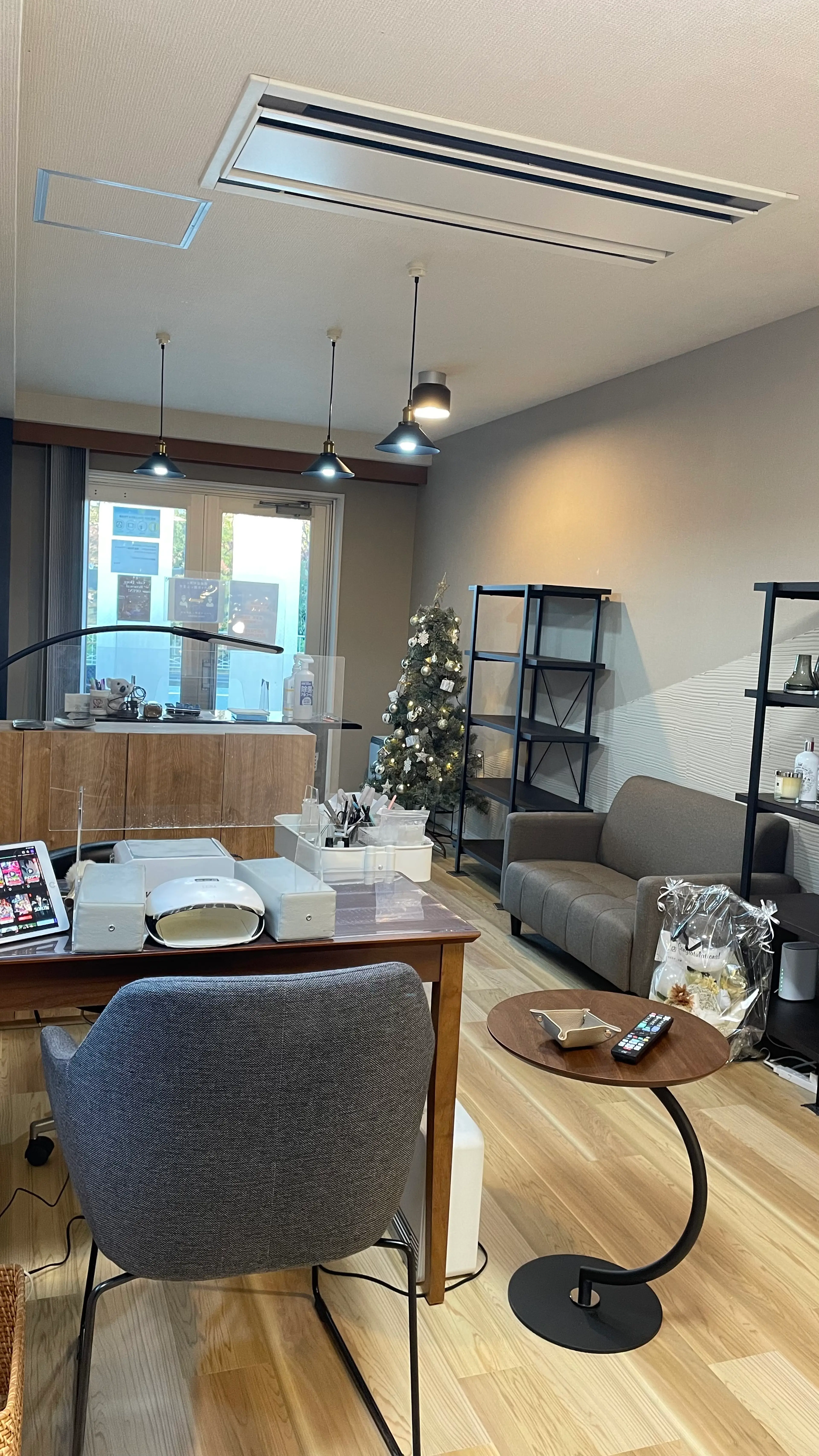 soLnailの内観・外観2