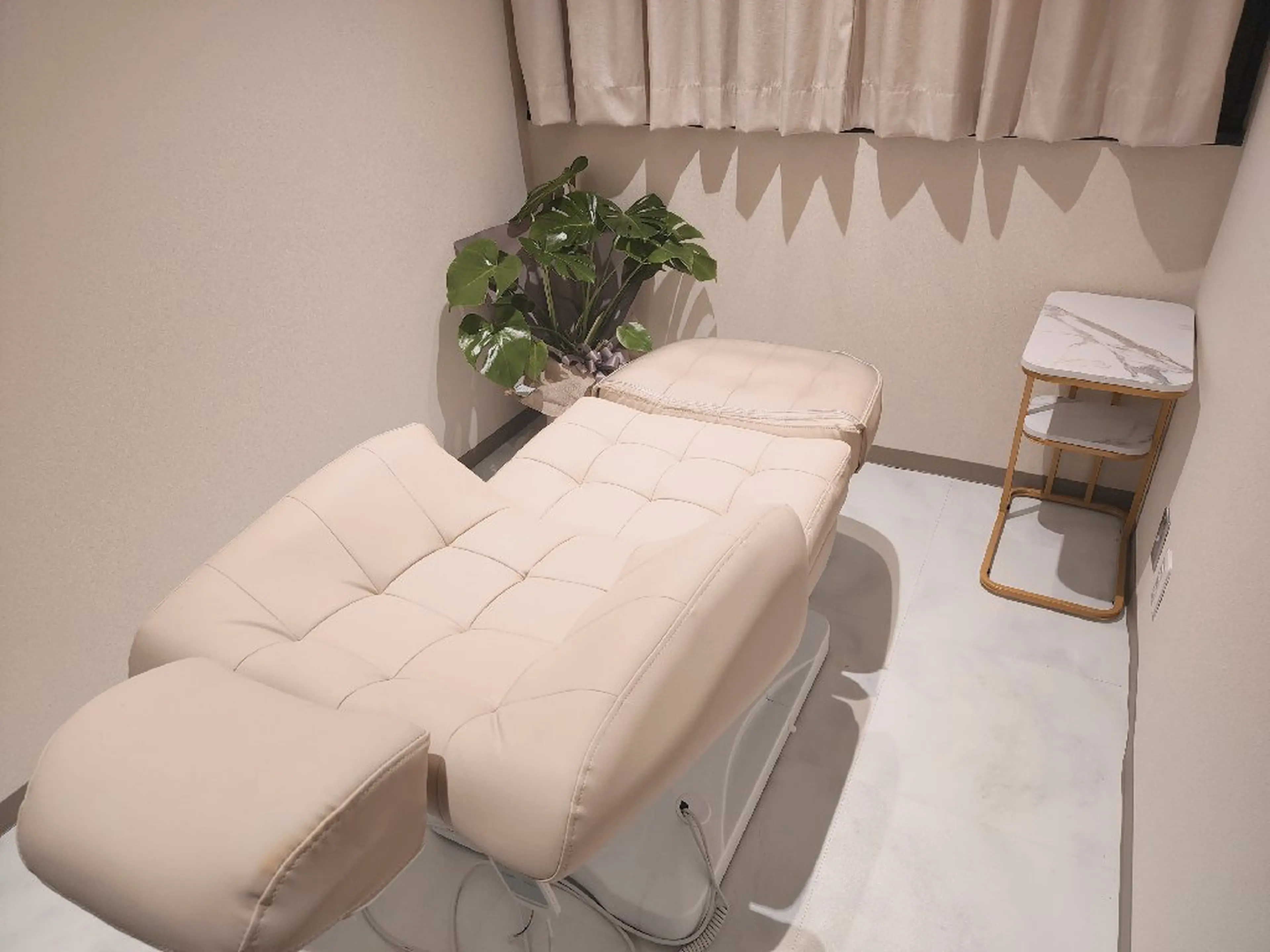 Eyelash＆Nail Salon Fam-er（ファメル）の内観・外観3