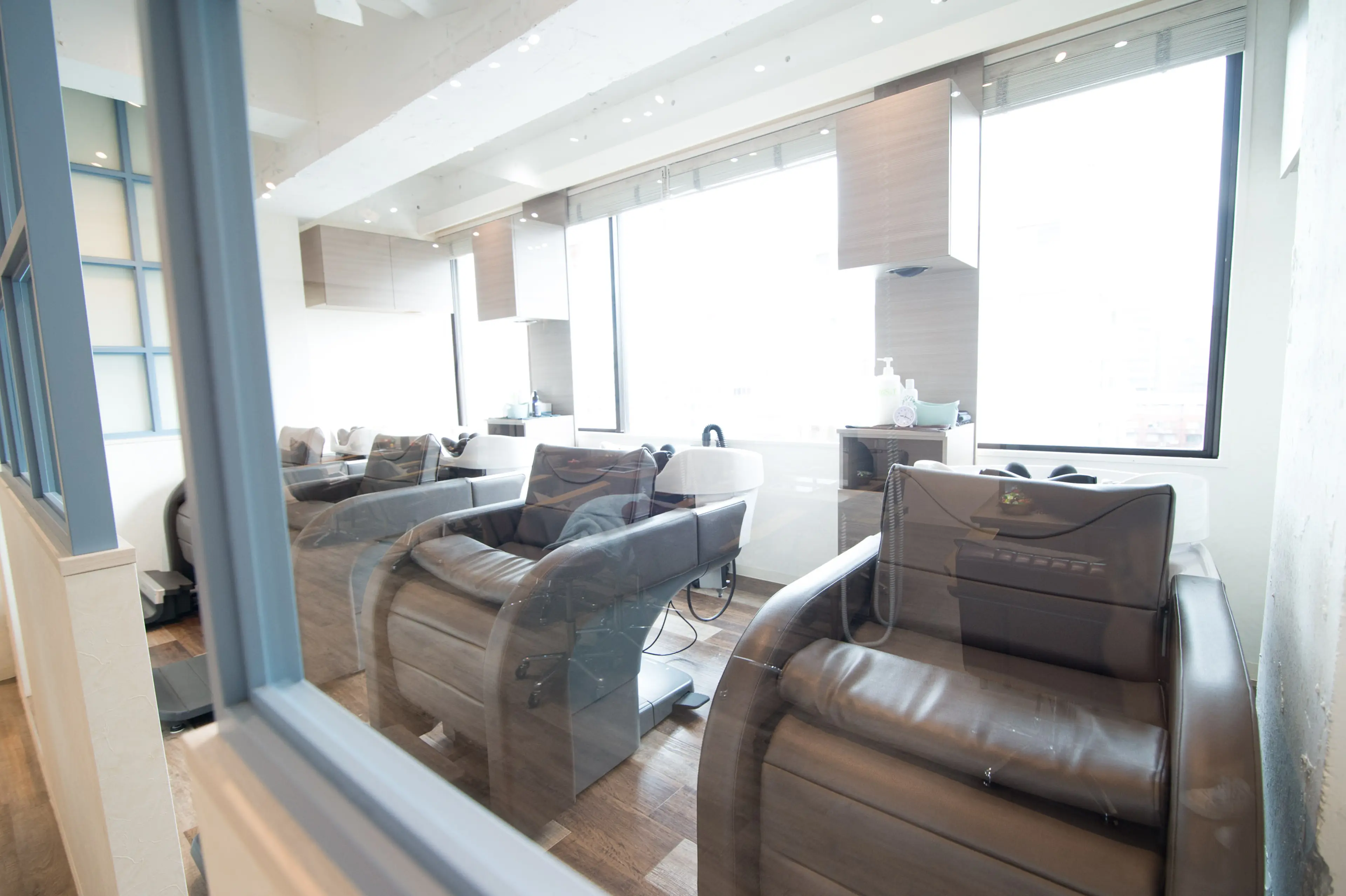 N° +aero 横浜【ナンバー エアロ】の内観・外観3