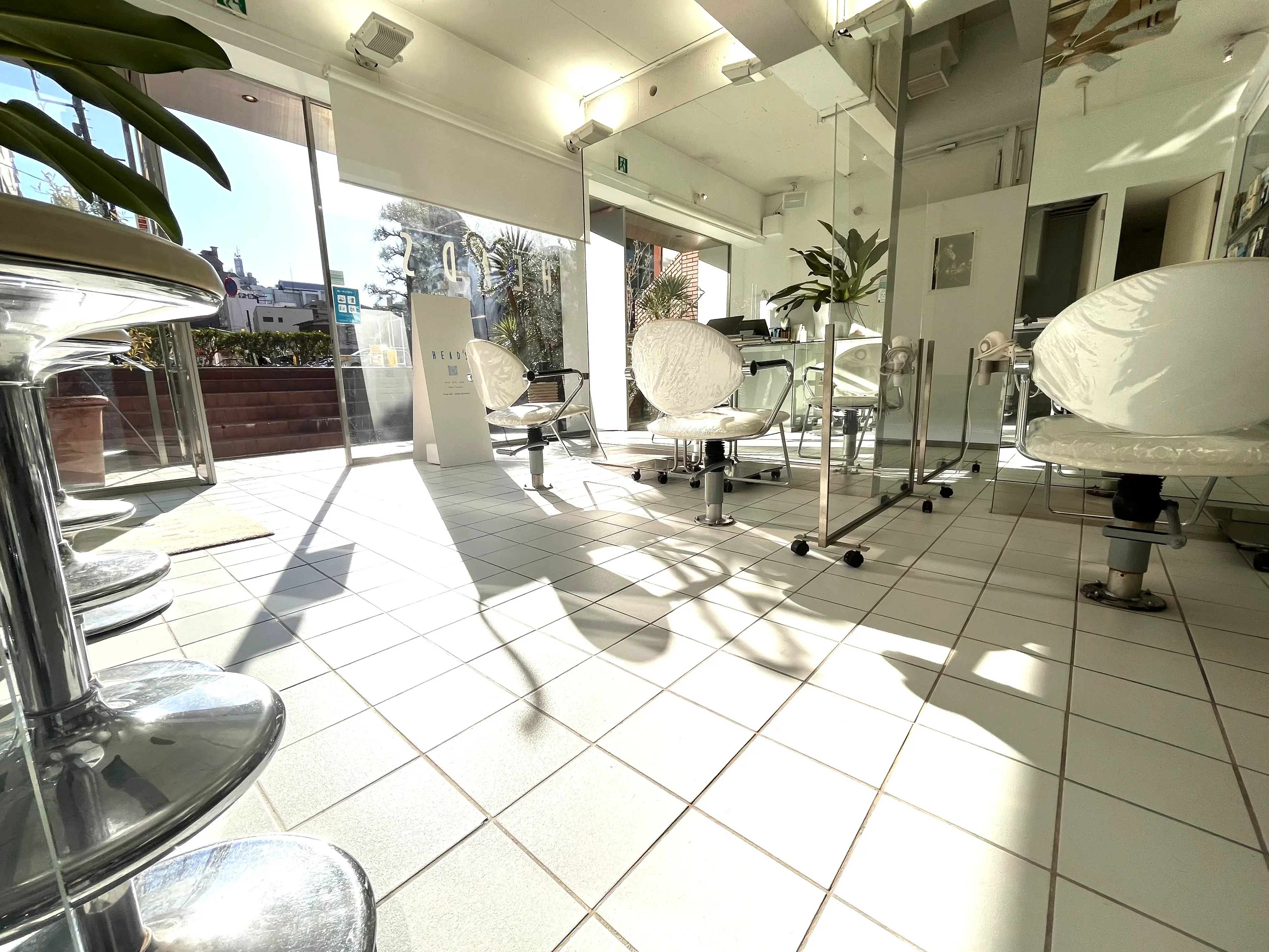 HEADS　exの内観・外観3