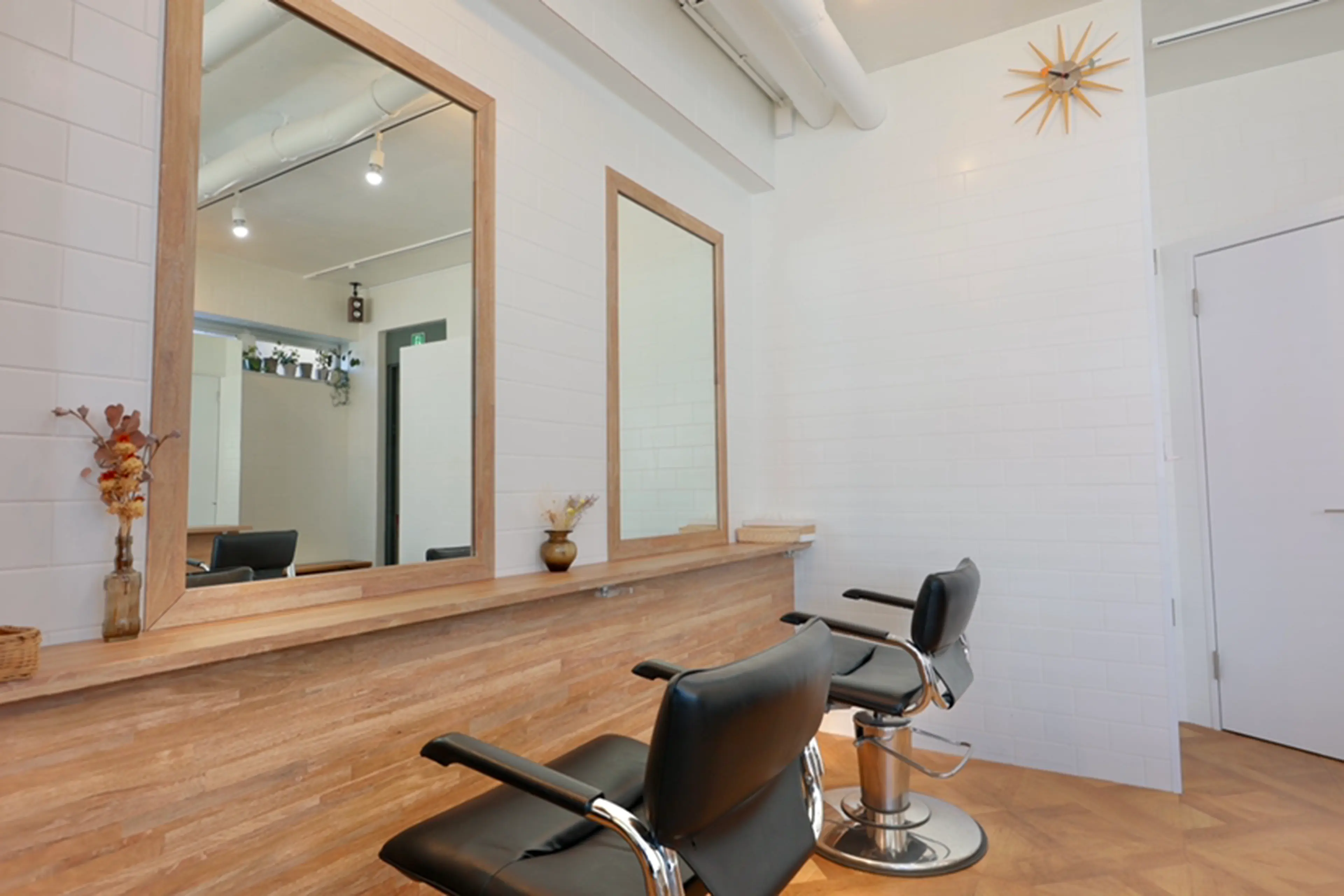 Reliefの内観・外観3