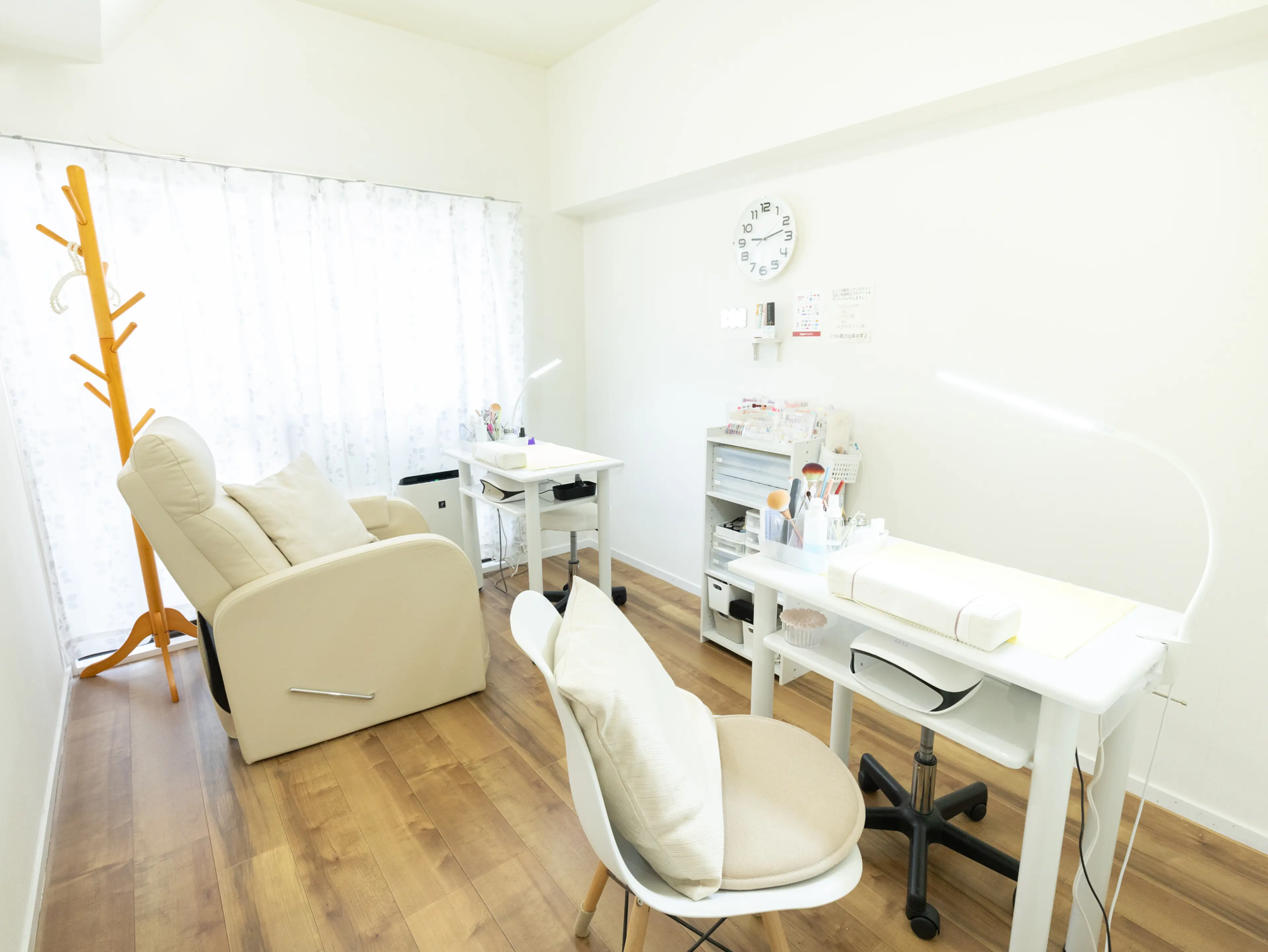 Gerbera by hanonnailの内観・外観1